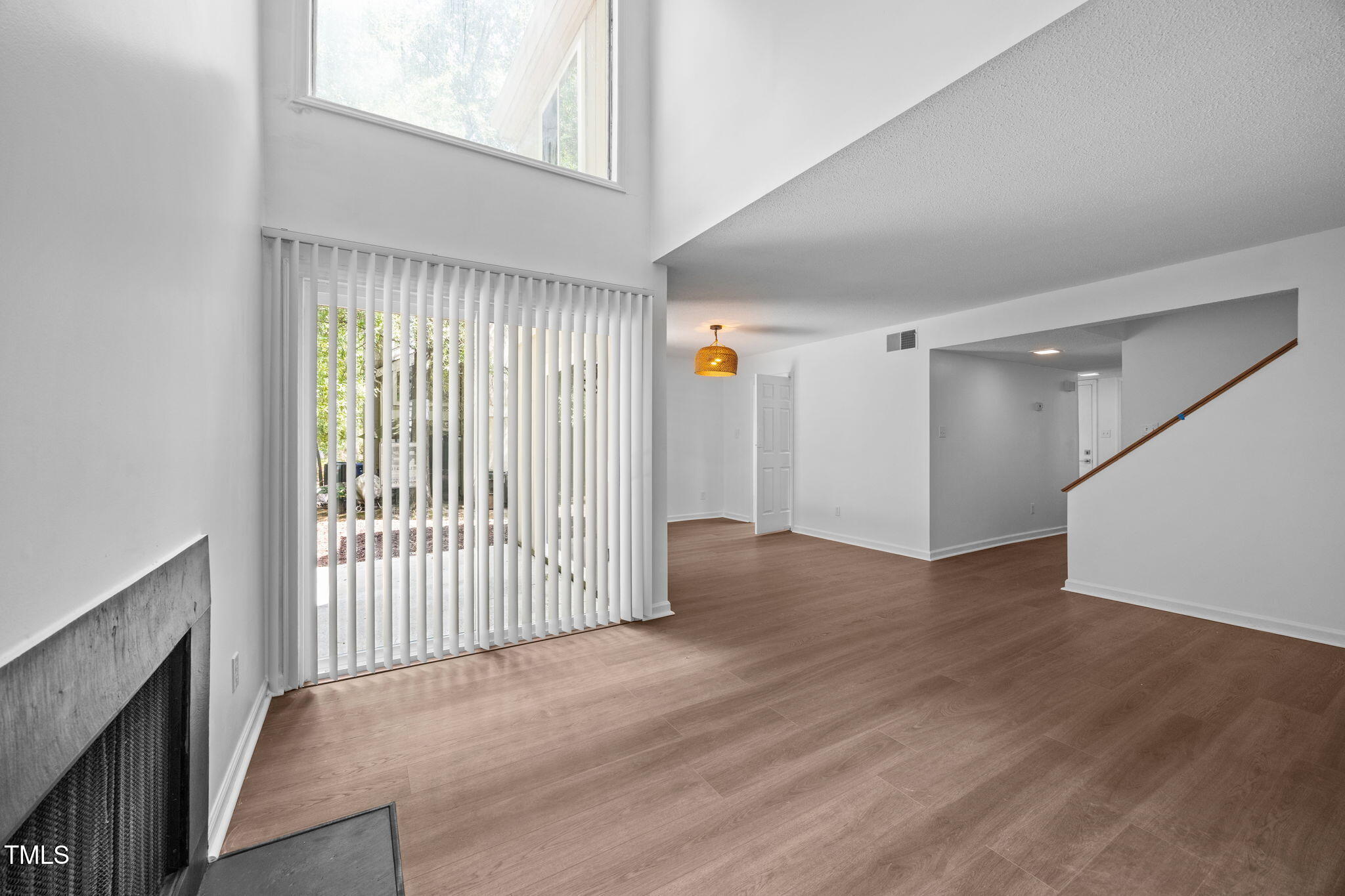 4101 Five Oaks Drive Unit 37
