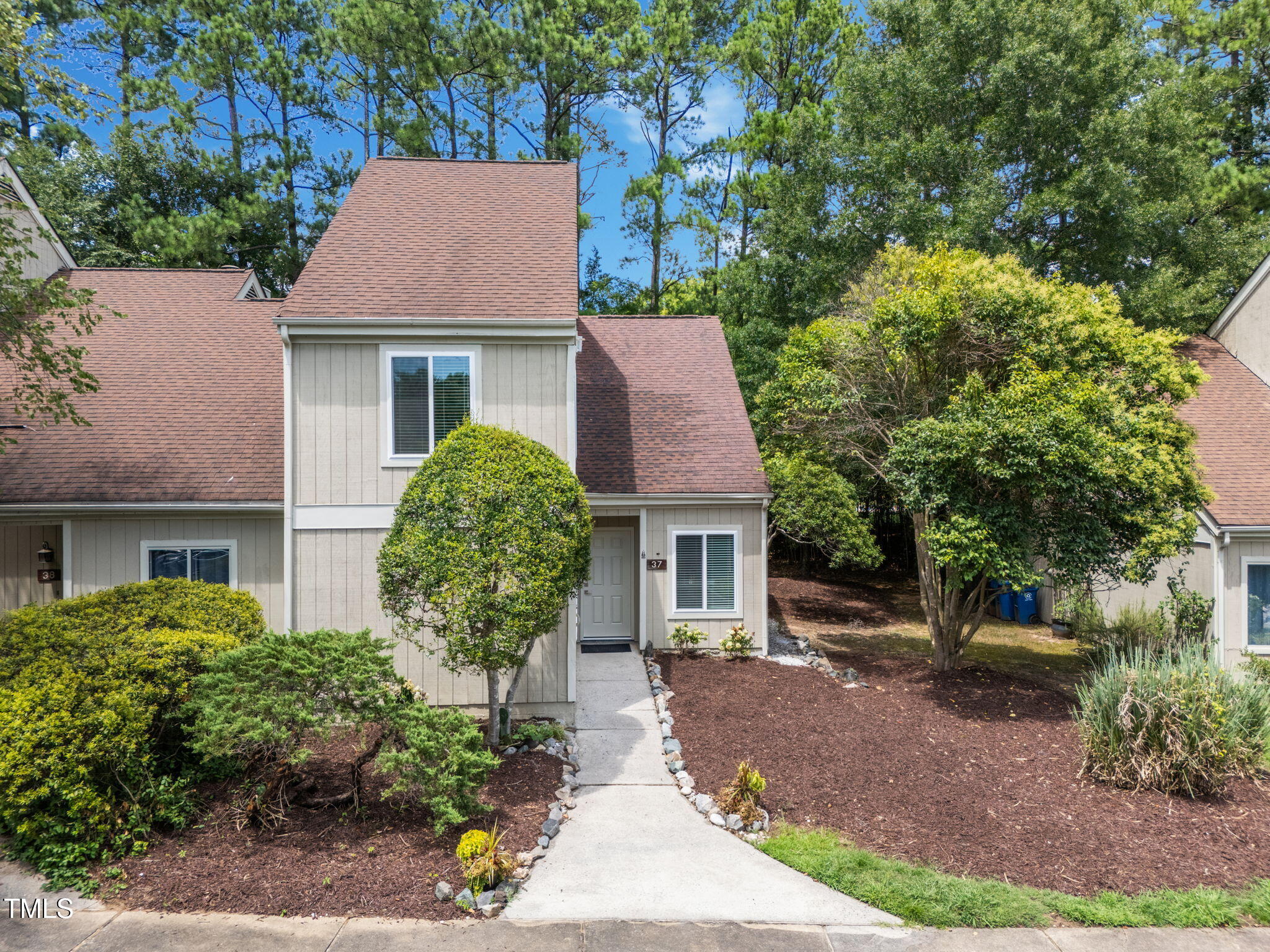 4101 Five Oaks Drive Unit 37