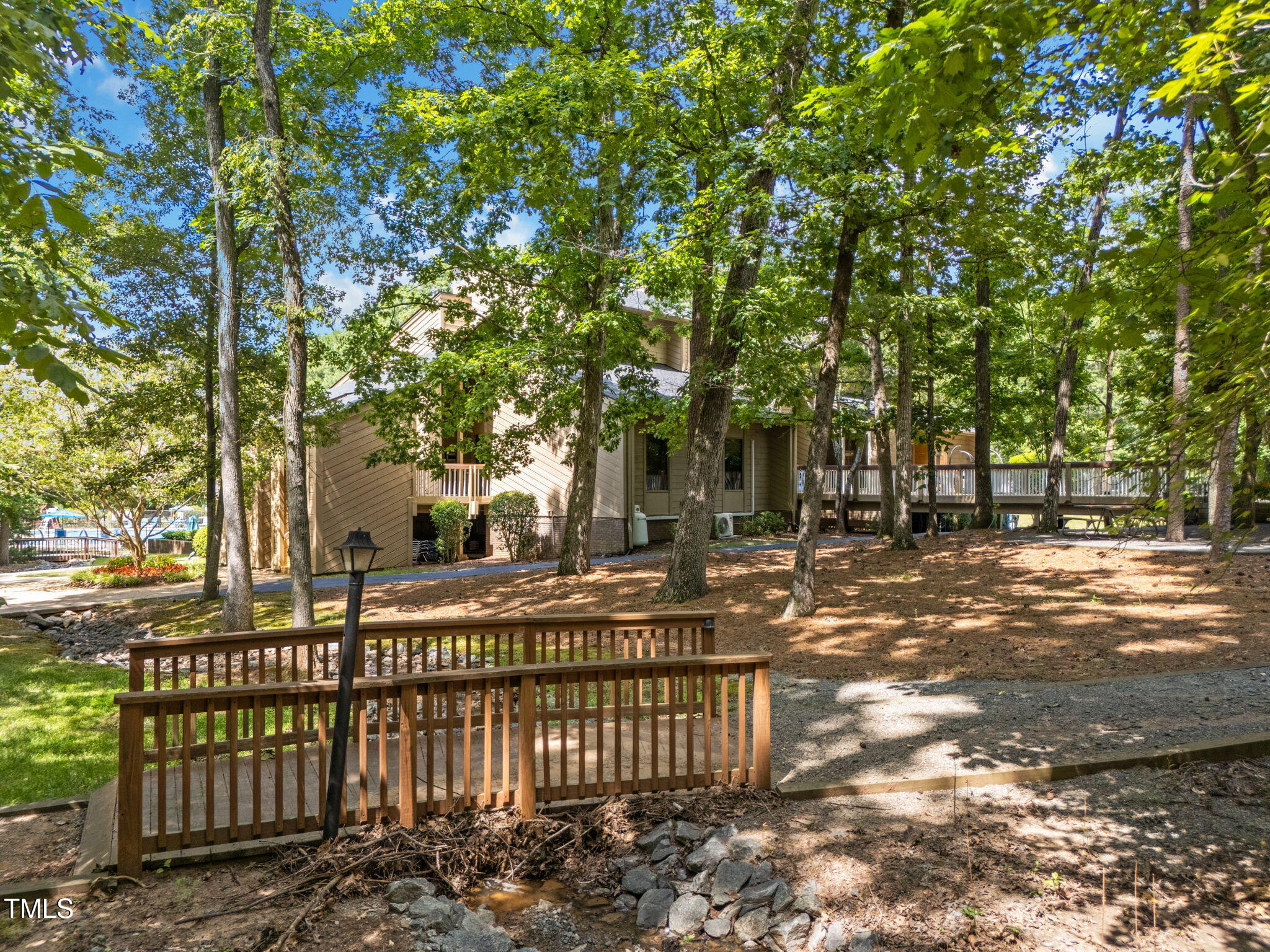 4101 Five Oaks Drive Unit 37