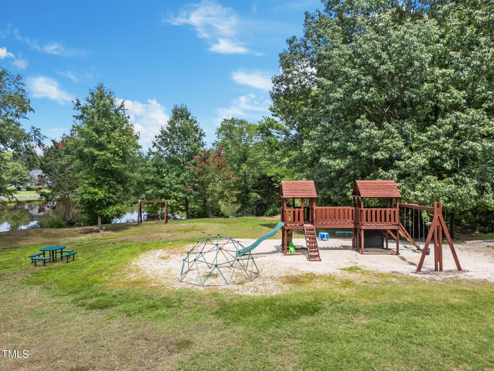 4101 Five Oaks Drive Unit 37