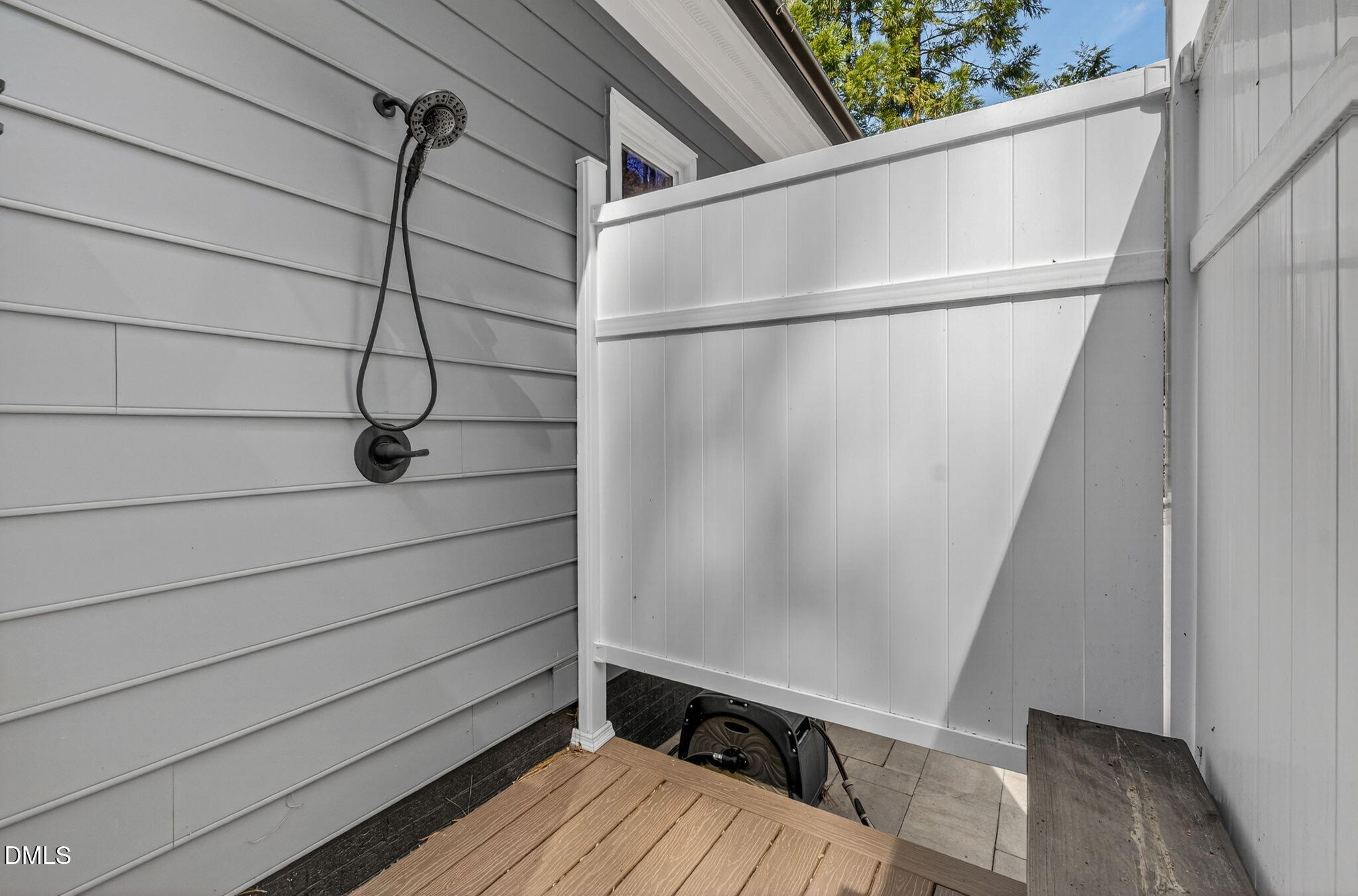 127 Lochwood West Drive