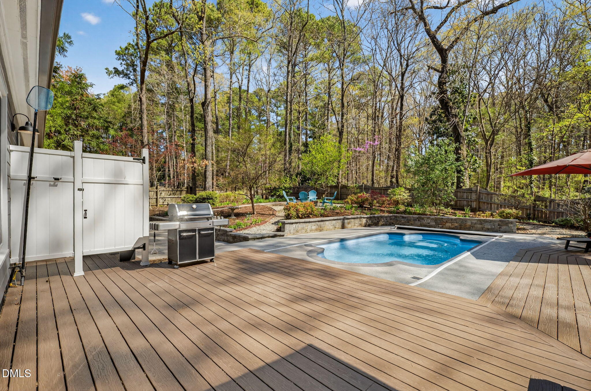 127 Lochwood West Drive