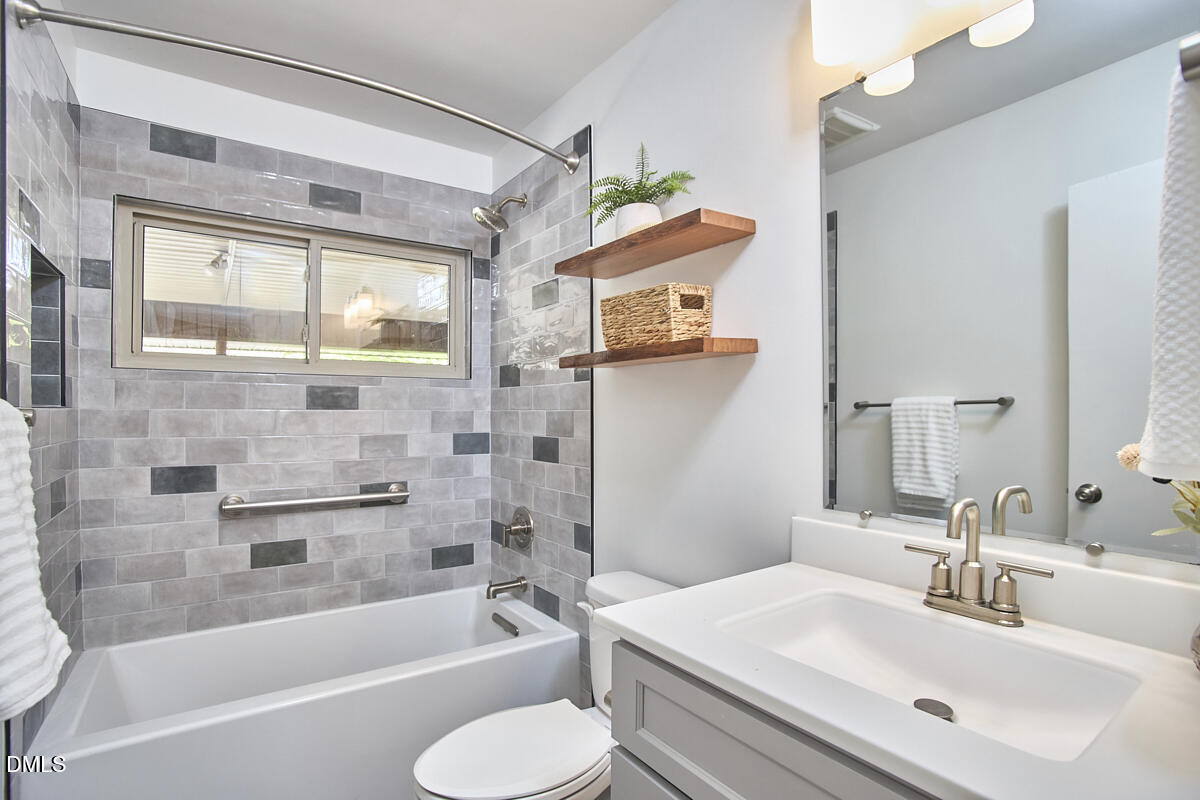 315 Englewood Avenue