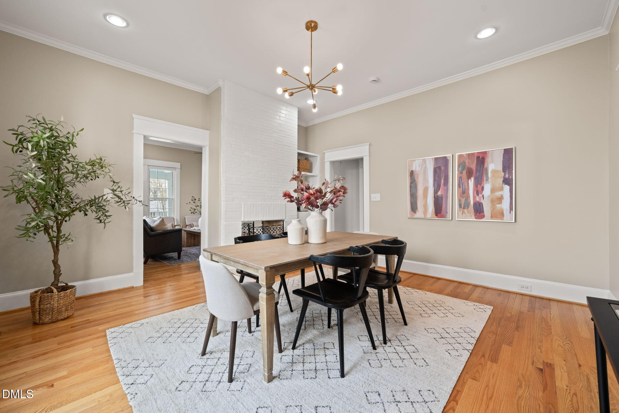 2502 Englewood Avenue