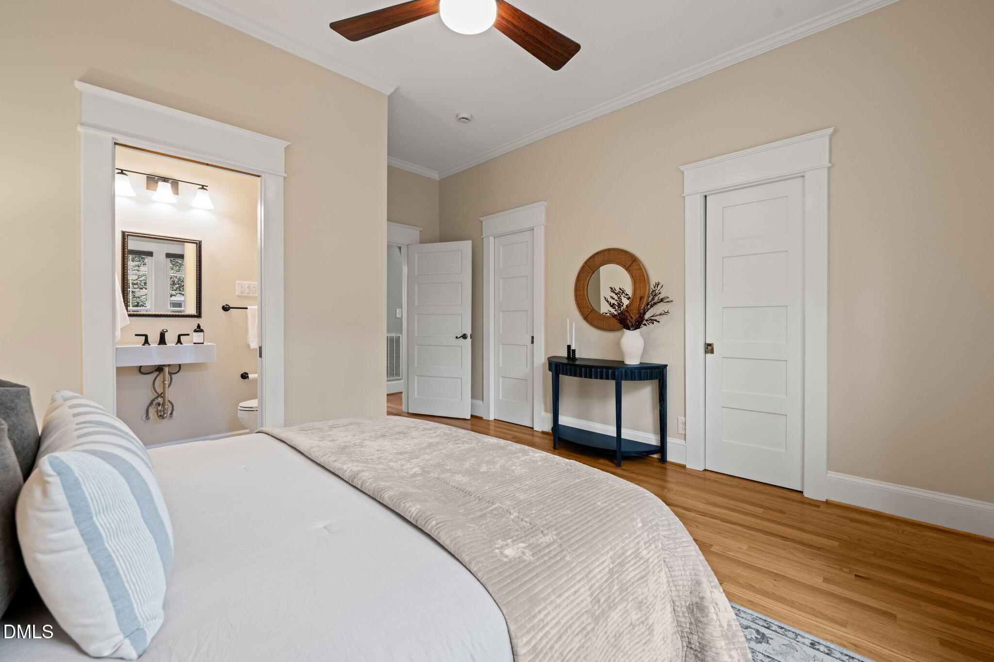 2502 Englewood Avenue