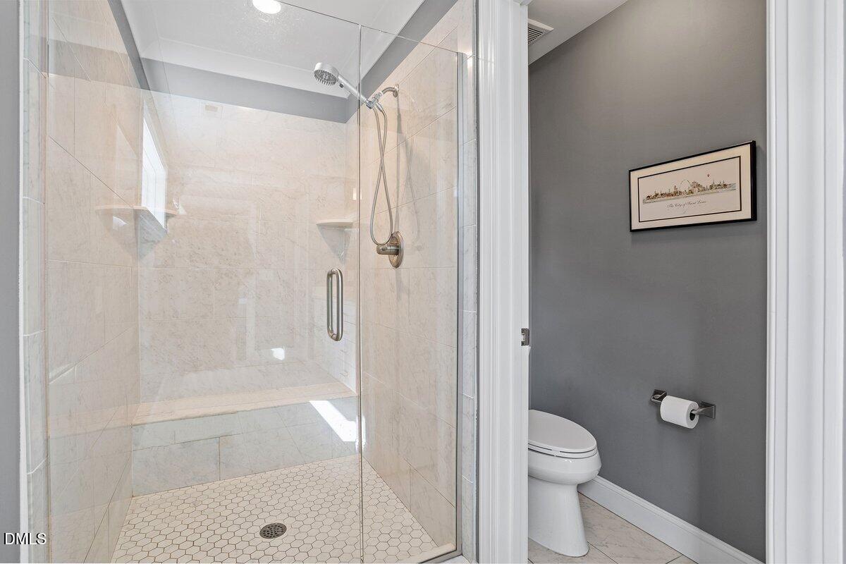 403 1/2 Carolina Avenue