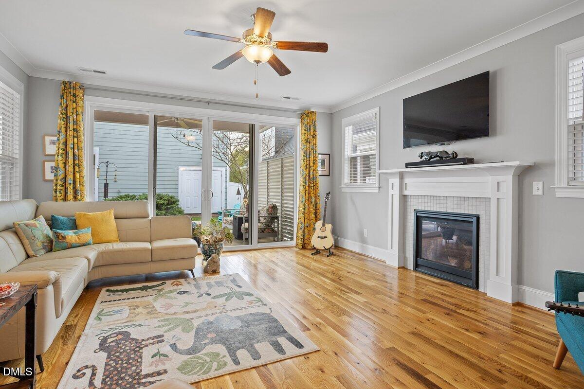 403 1/2 Carolina Avenue