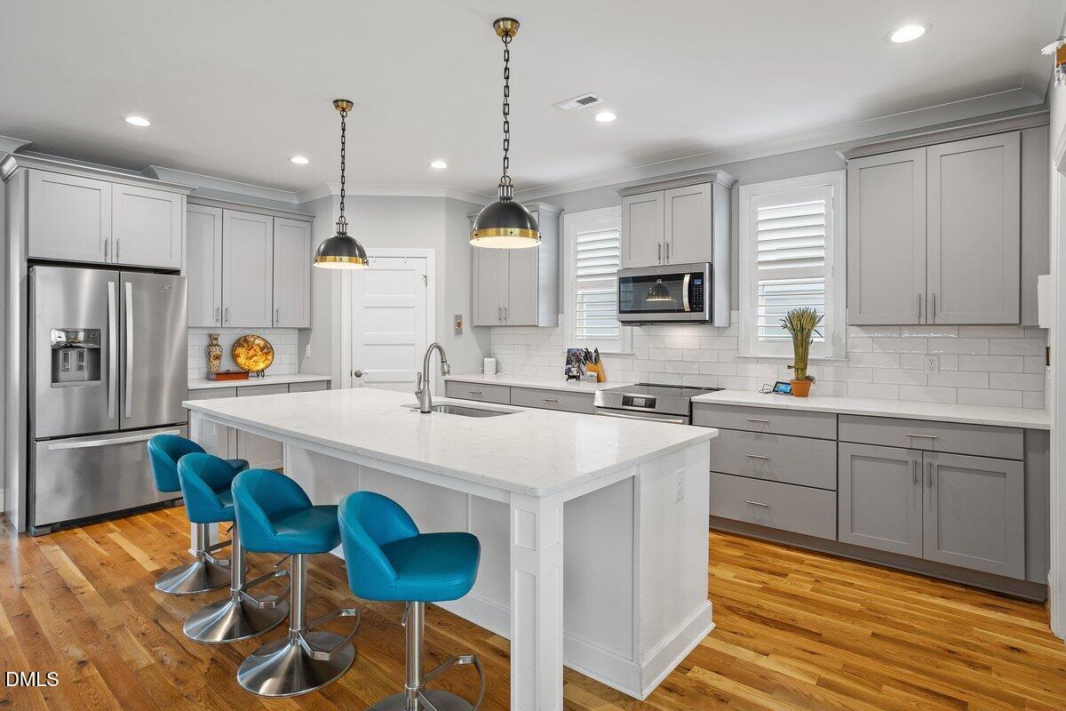 403 1/2 Carolina Avenue