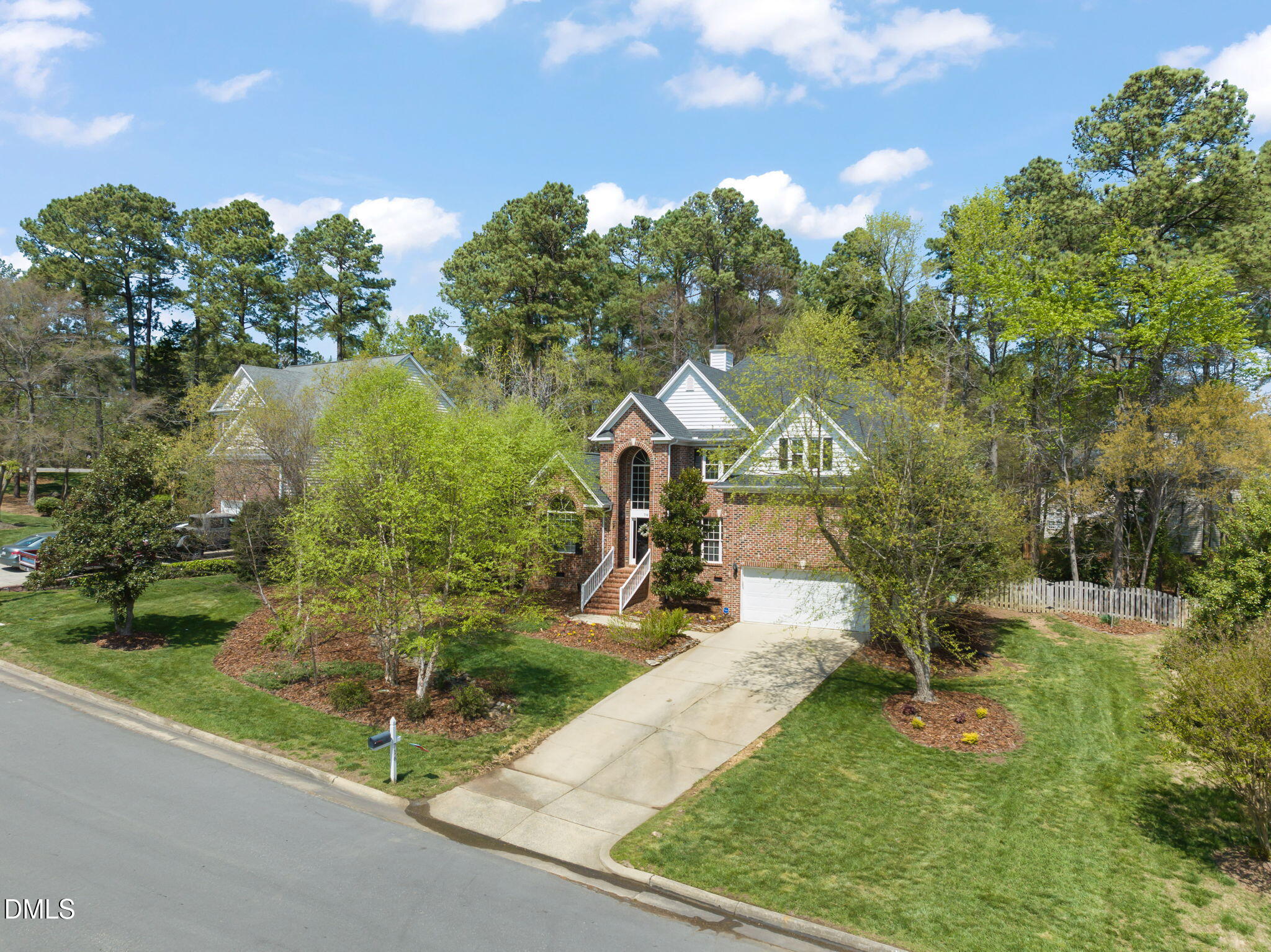 716 Stinhurst Drive