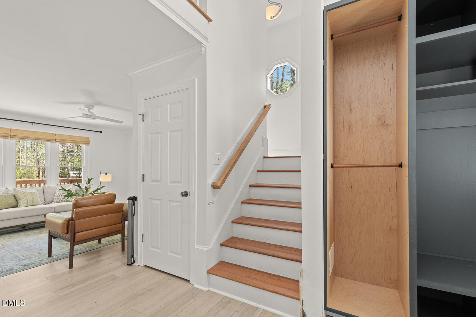 6313 Gretna Green Lane