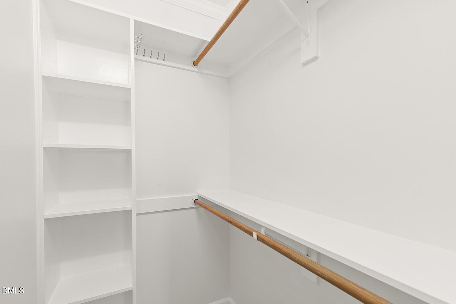 6313 Gretna Green Lane