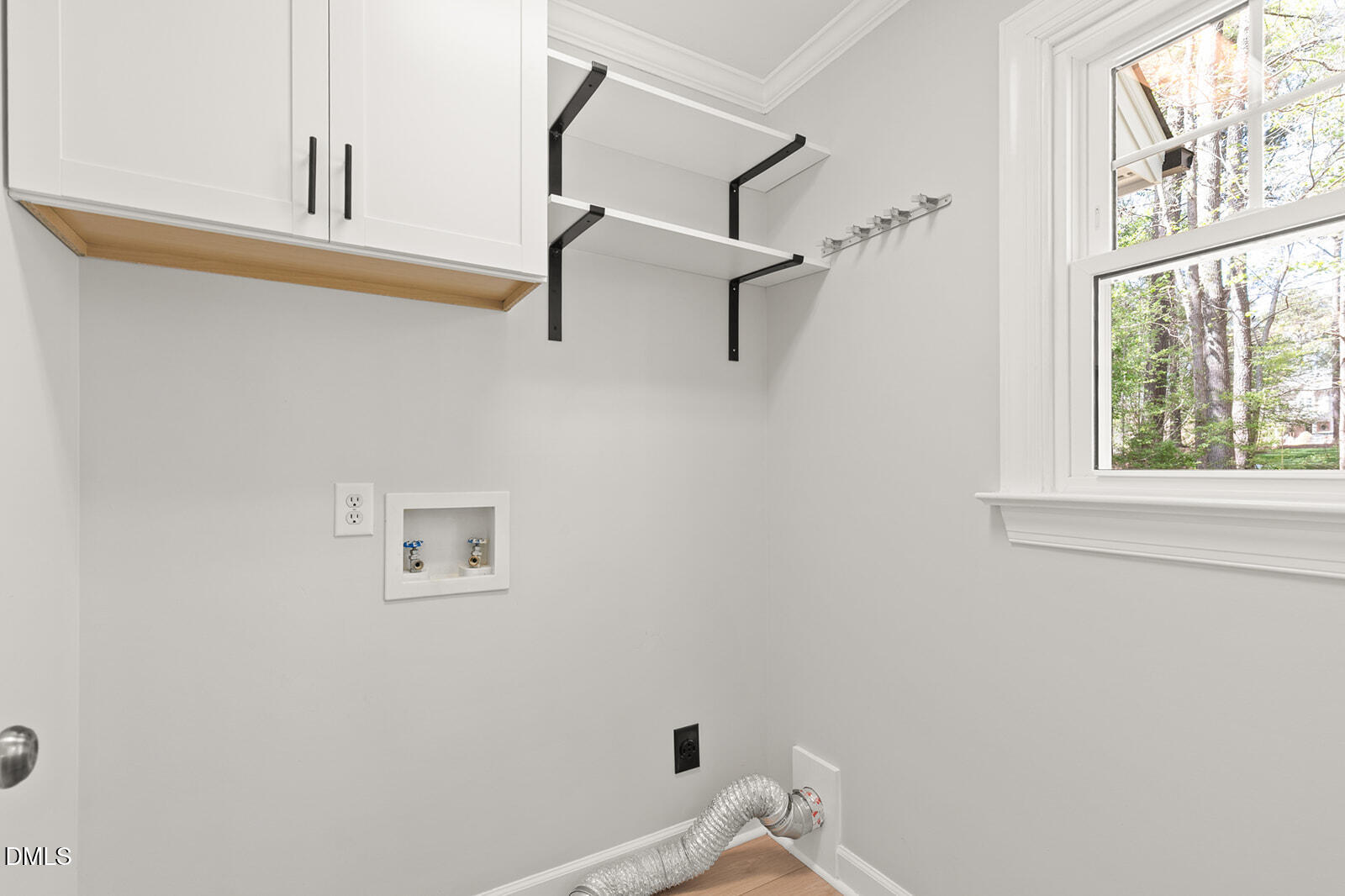 6313 Gretna Green Lane