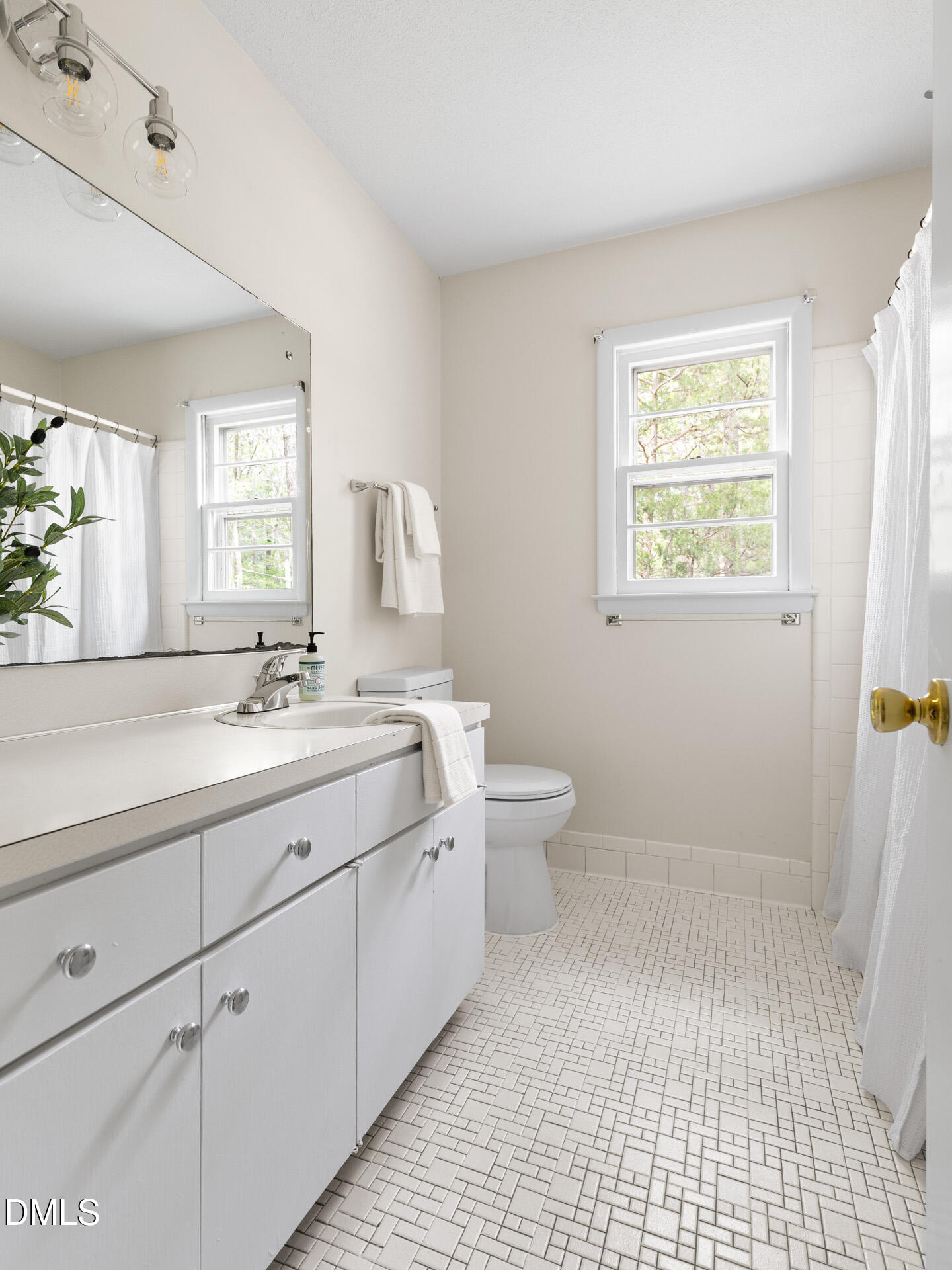 4511 Farrington Road