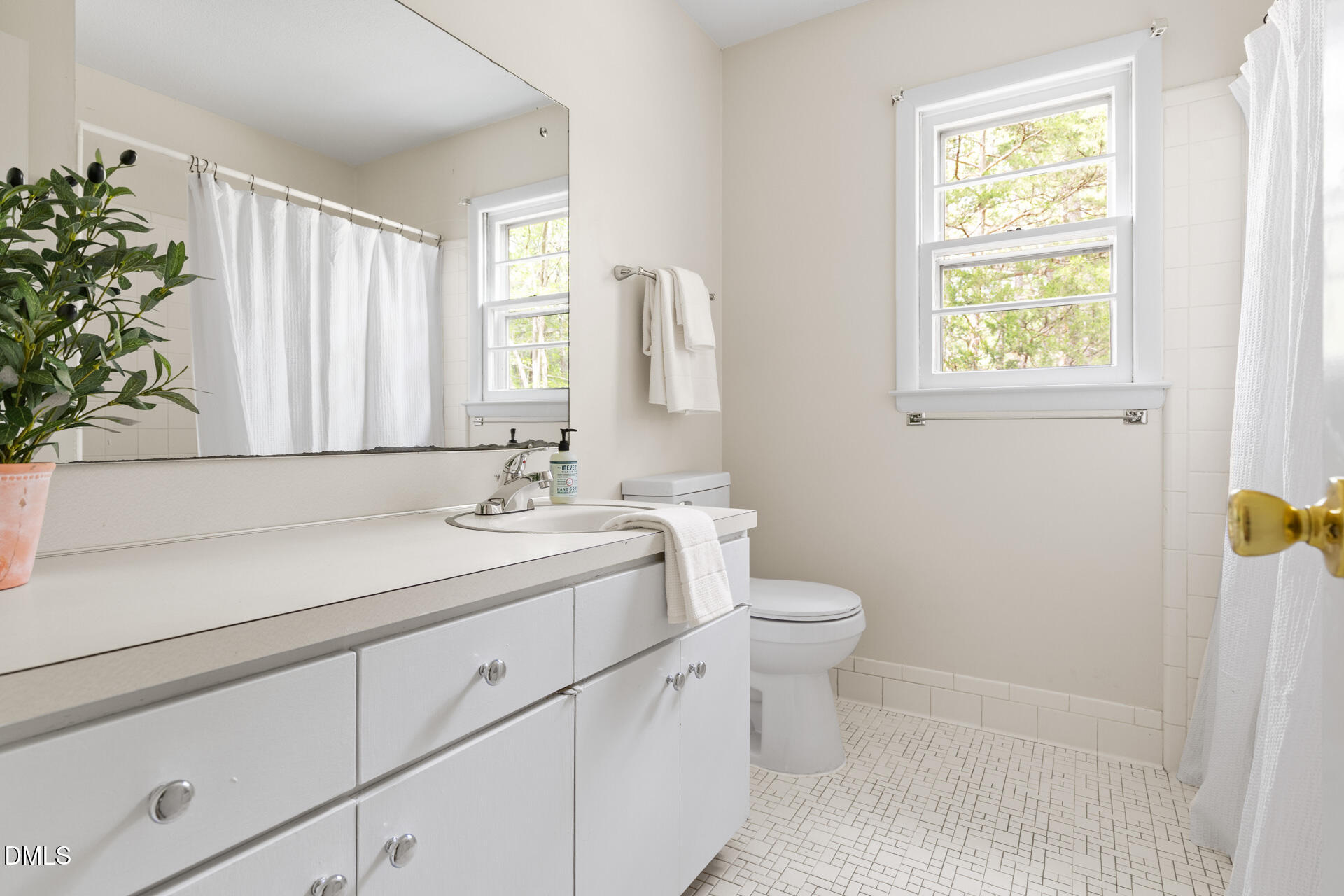 4511 Farrington Road