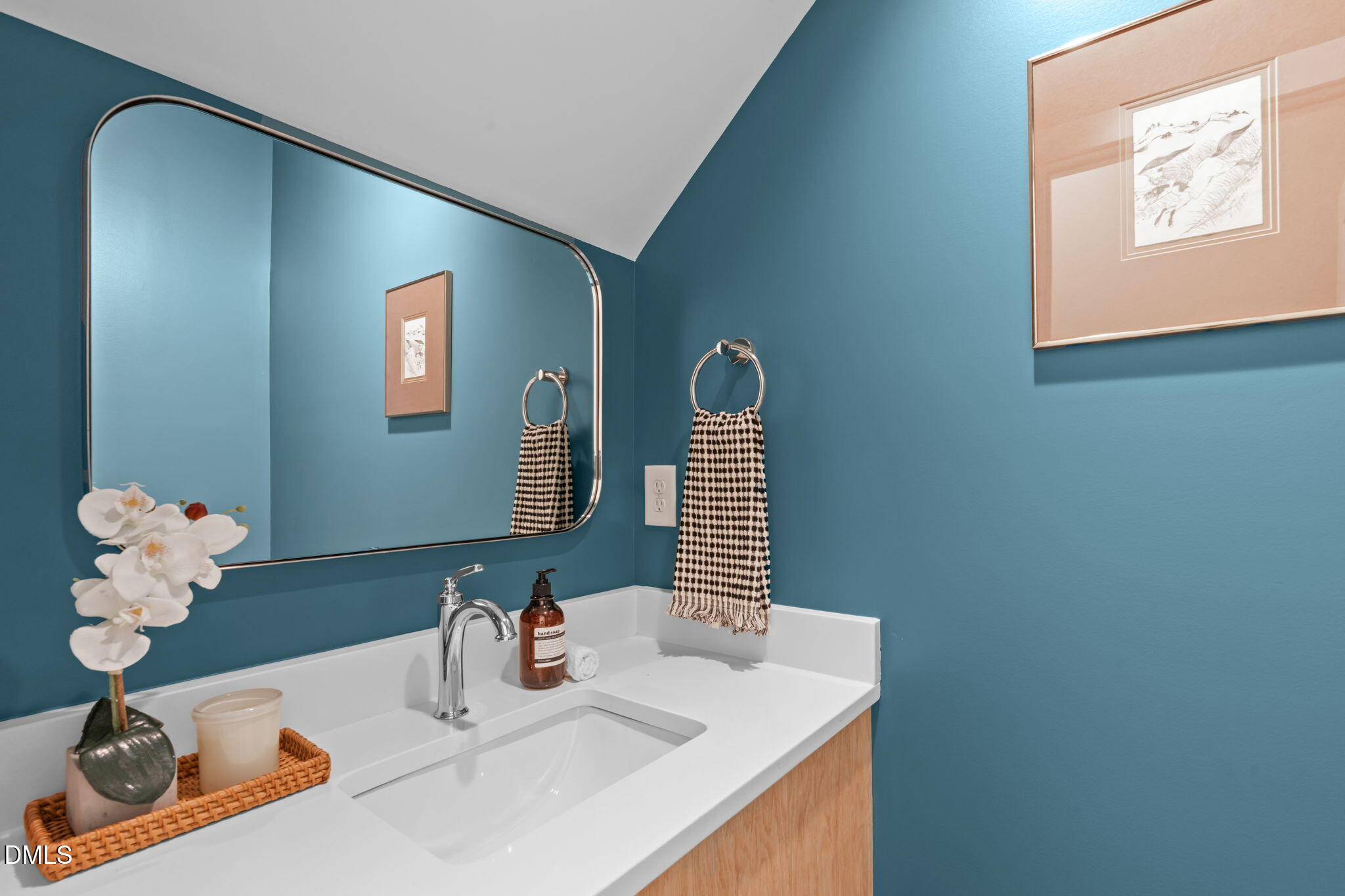 2616 Shenandoah Avenue