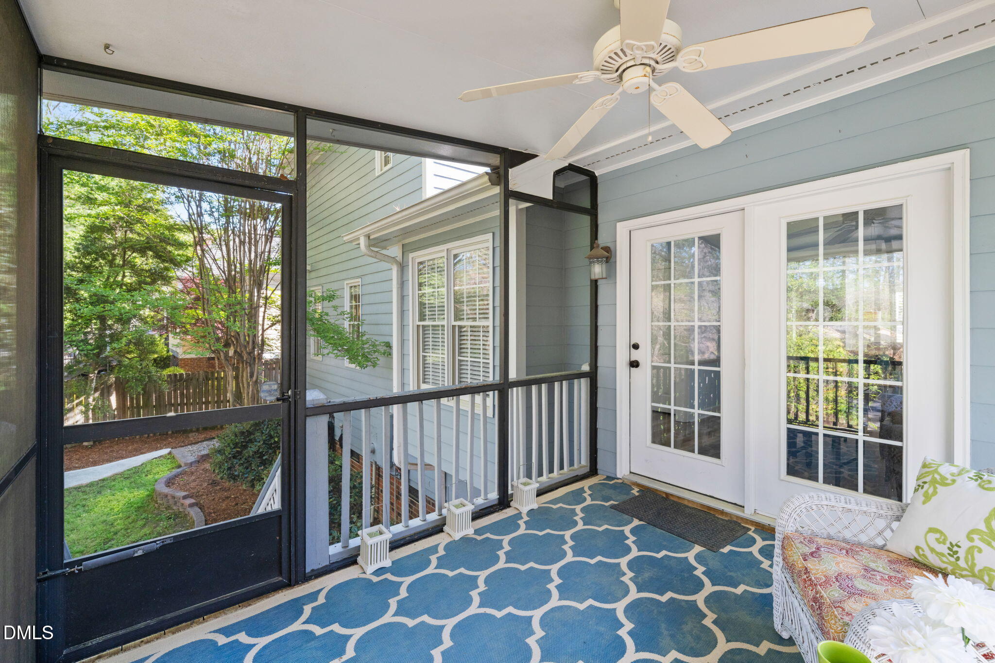 11 Knightsbridge Court