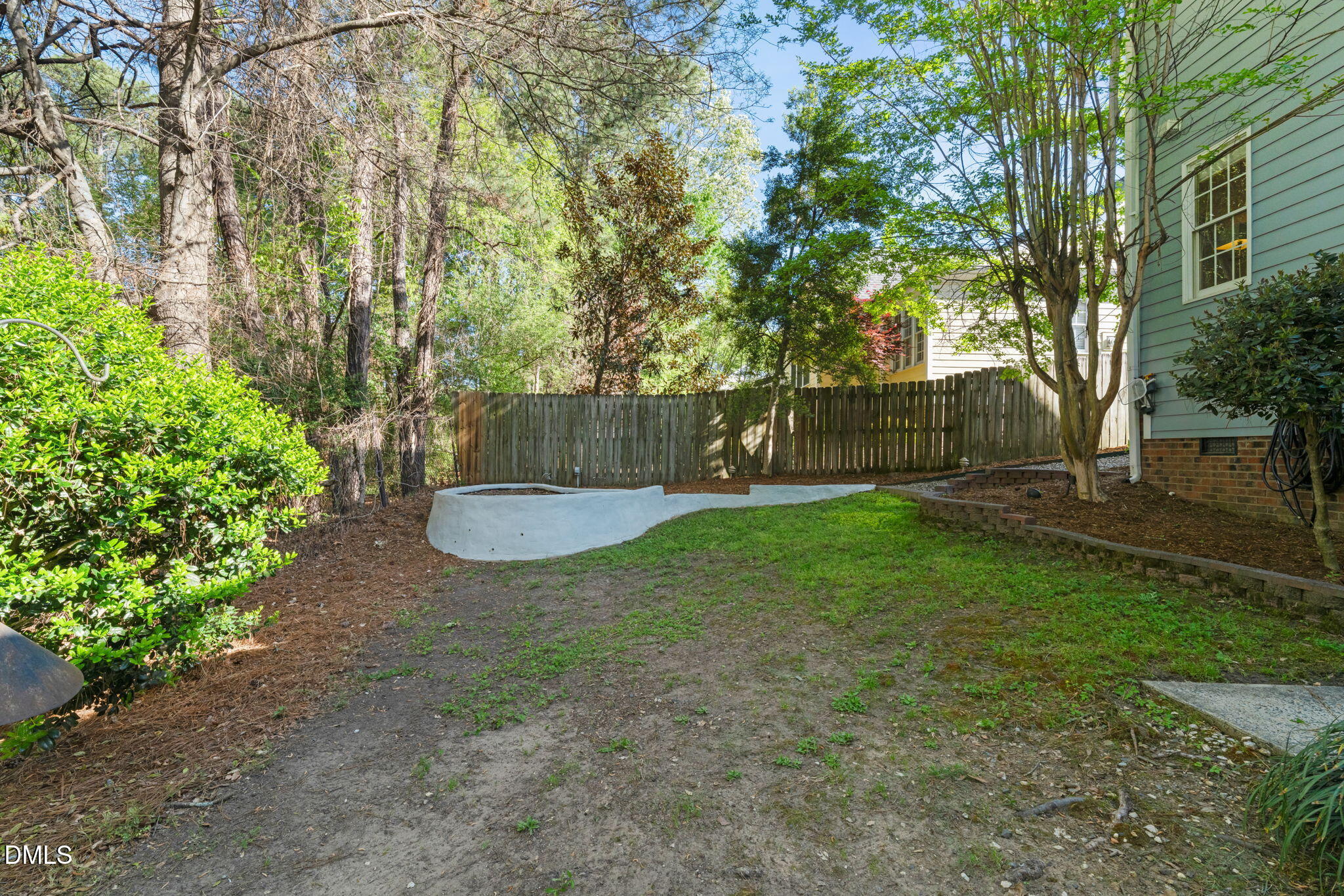 11 Knightsbridge Court