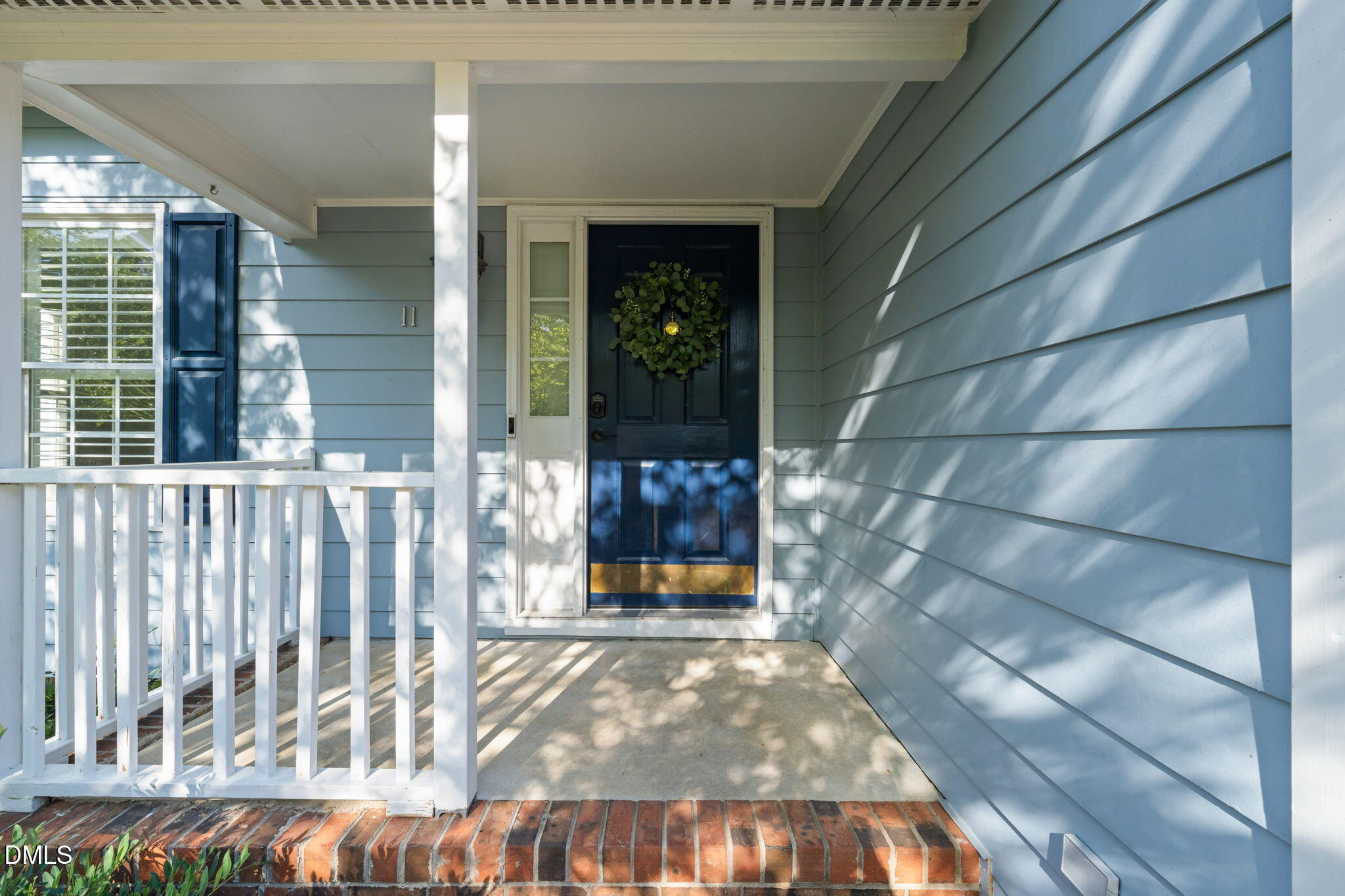 11 Knightsbridge Court