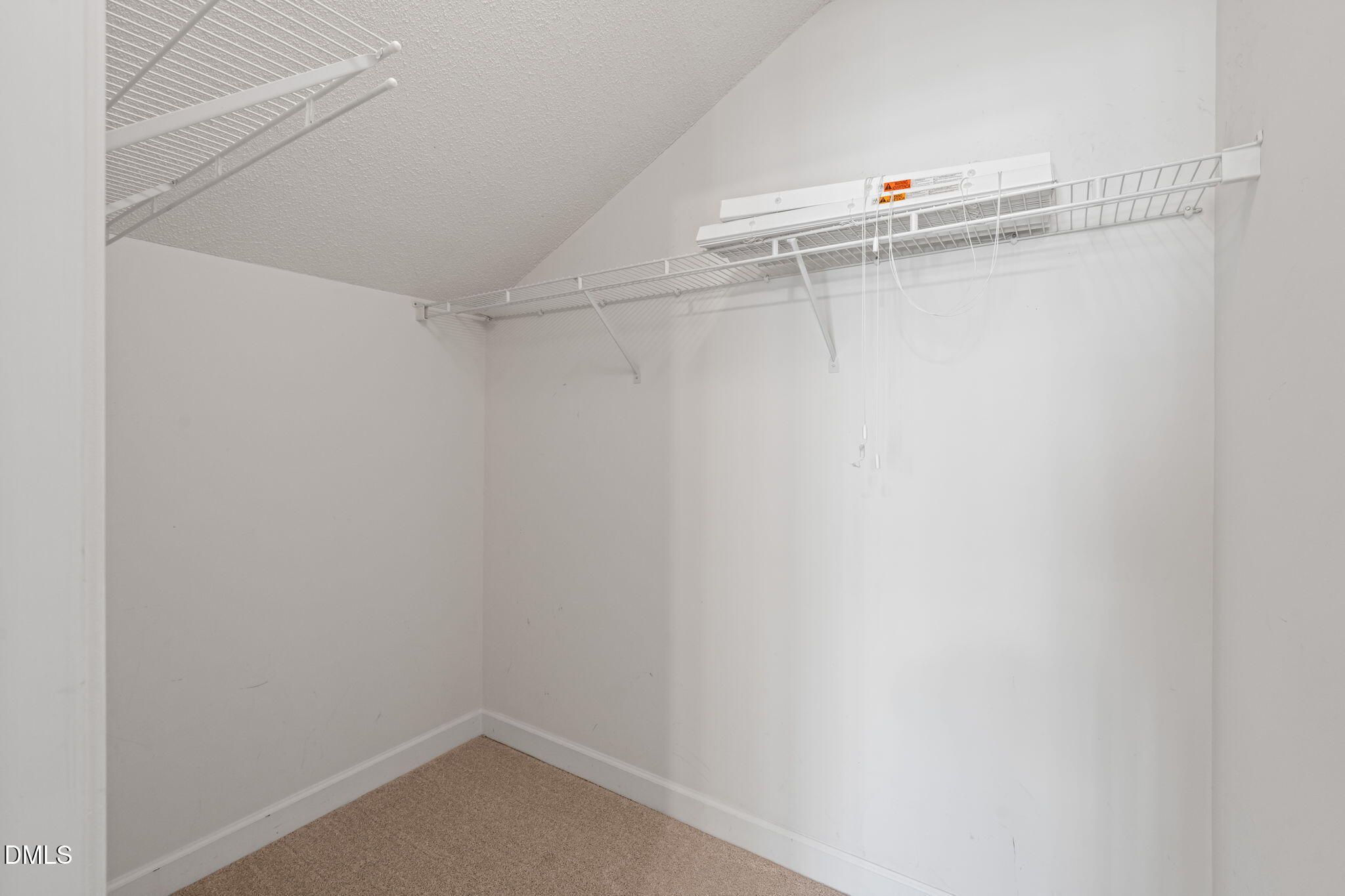 11 Knightsbridge Court