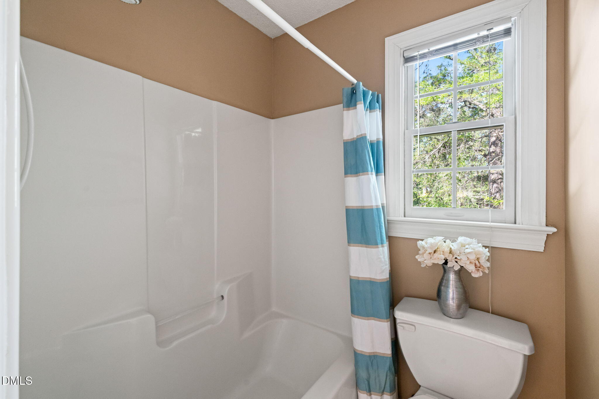 11 Knightsbridge Court