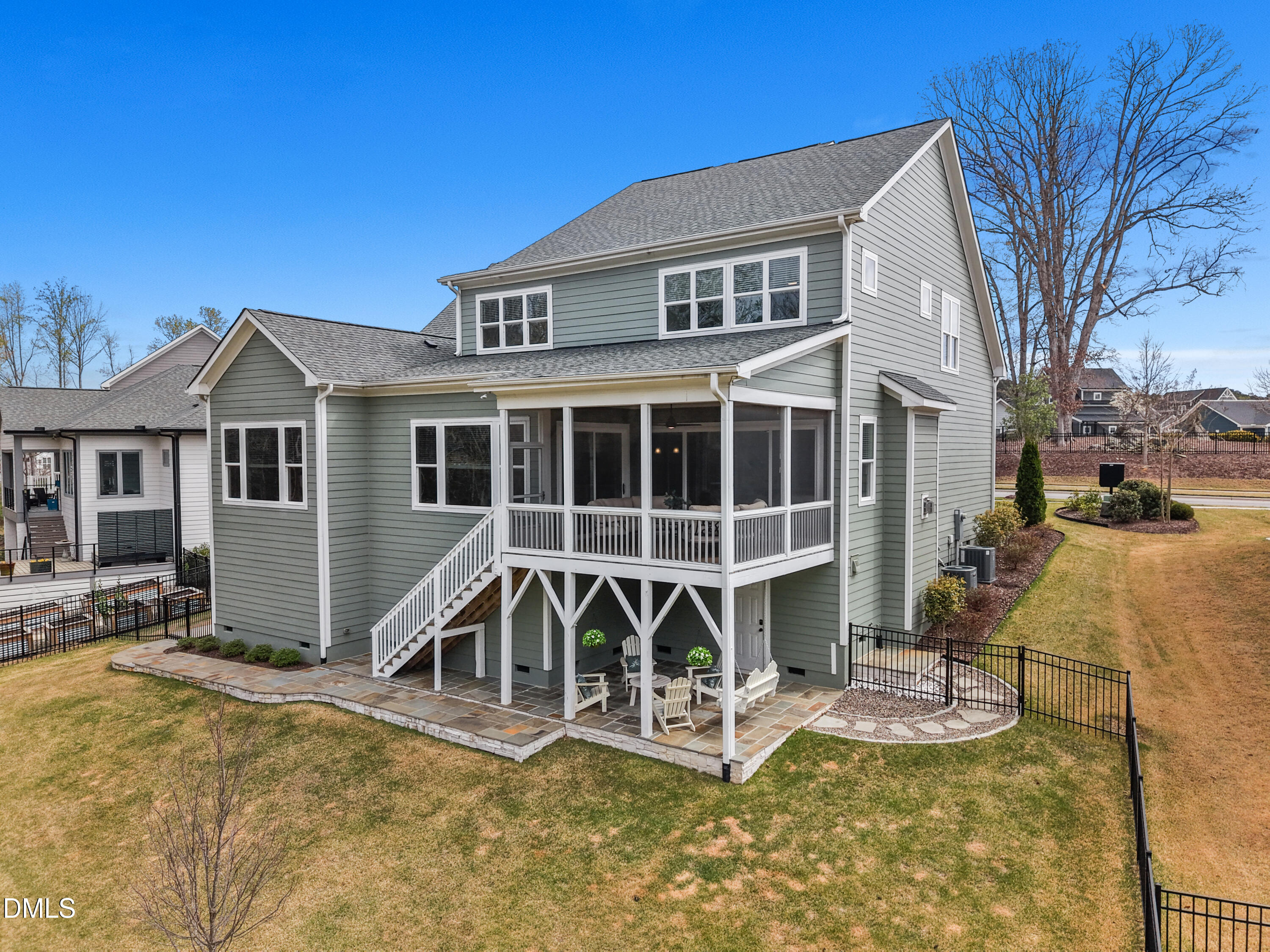 75 Cottage Way