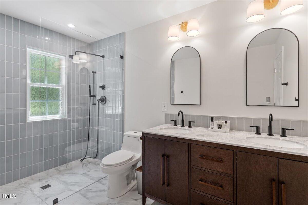 208 Monticello Avenue