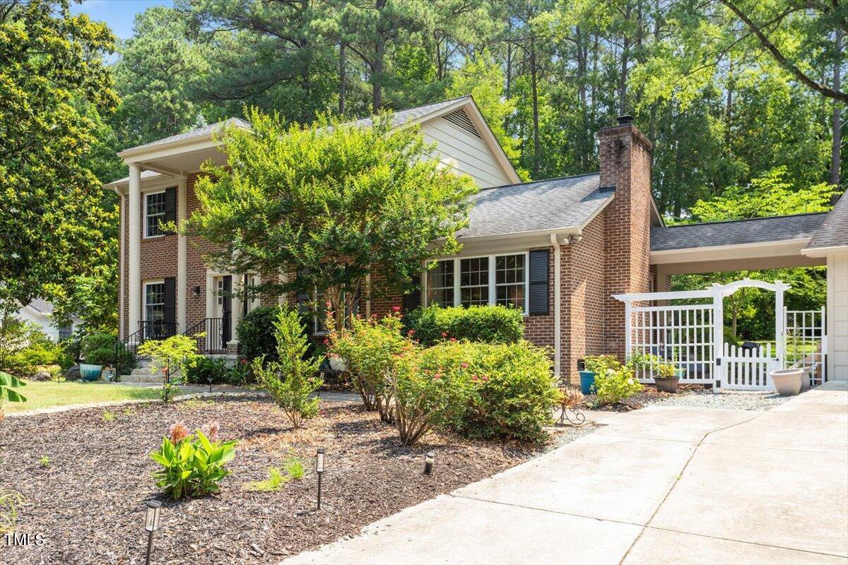 208 Monticello Avenue