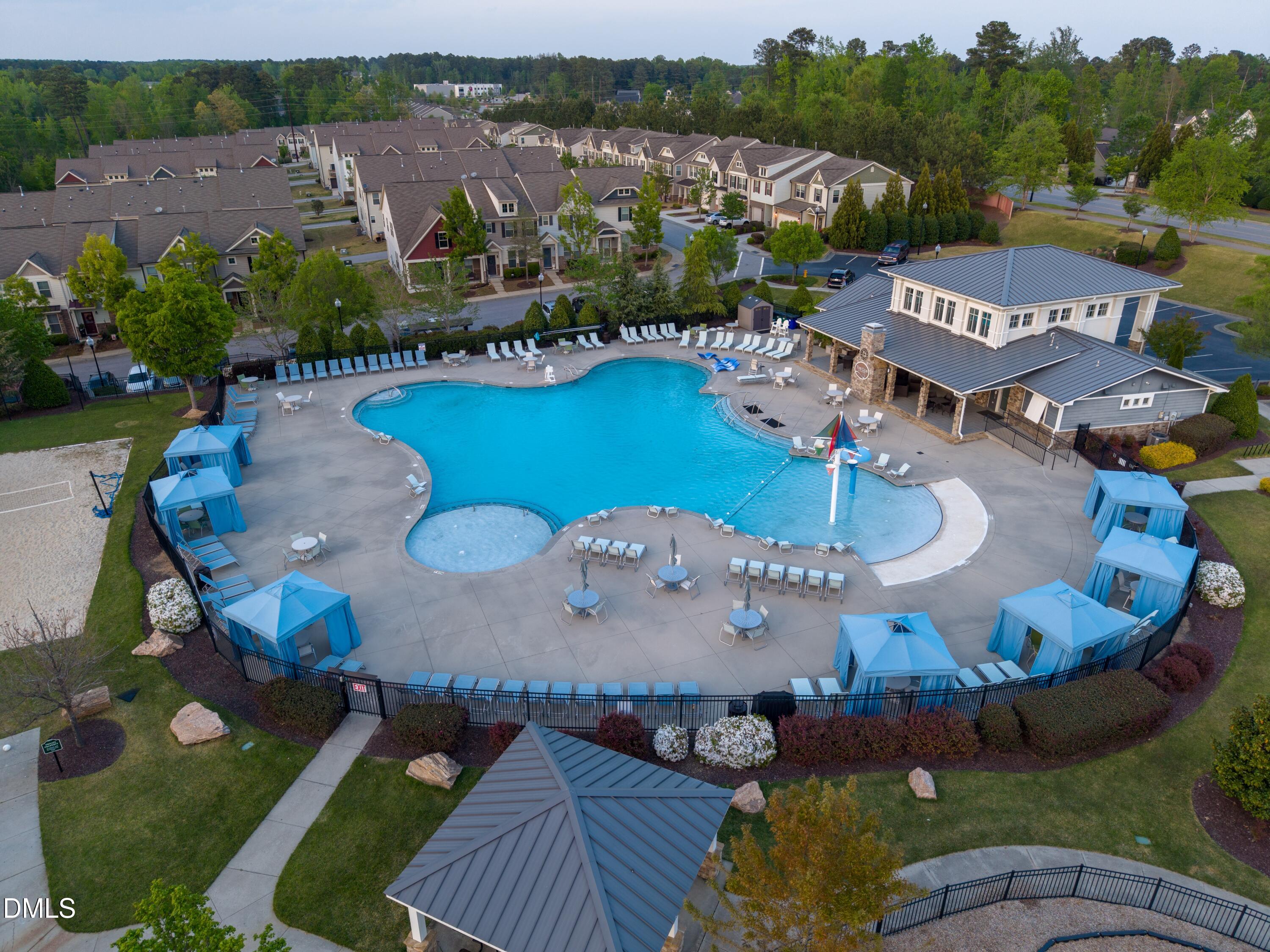 740 Sparrowhawk Lane