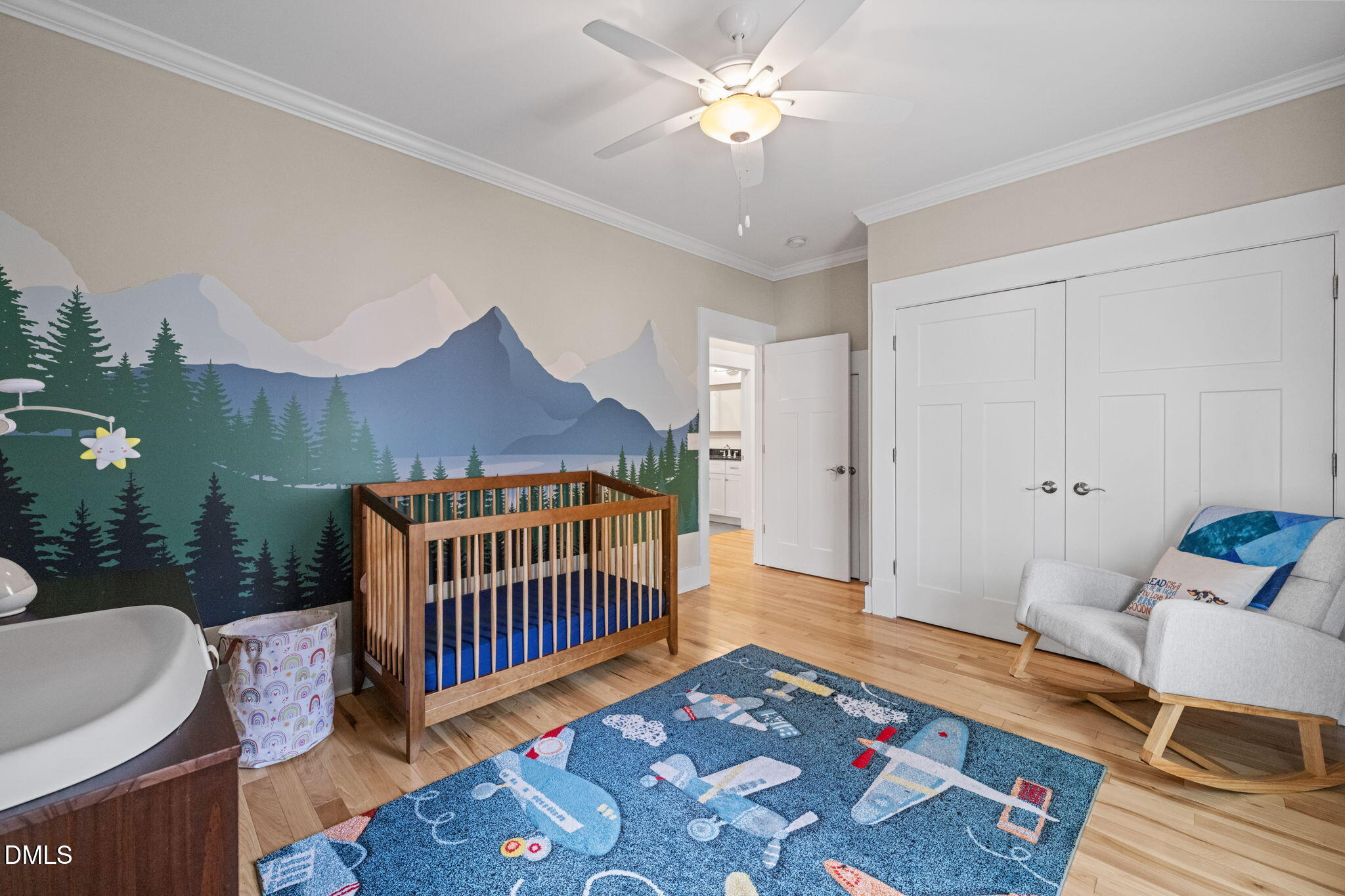 208 W Markham Avenue