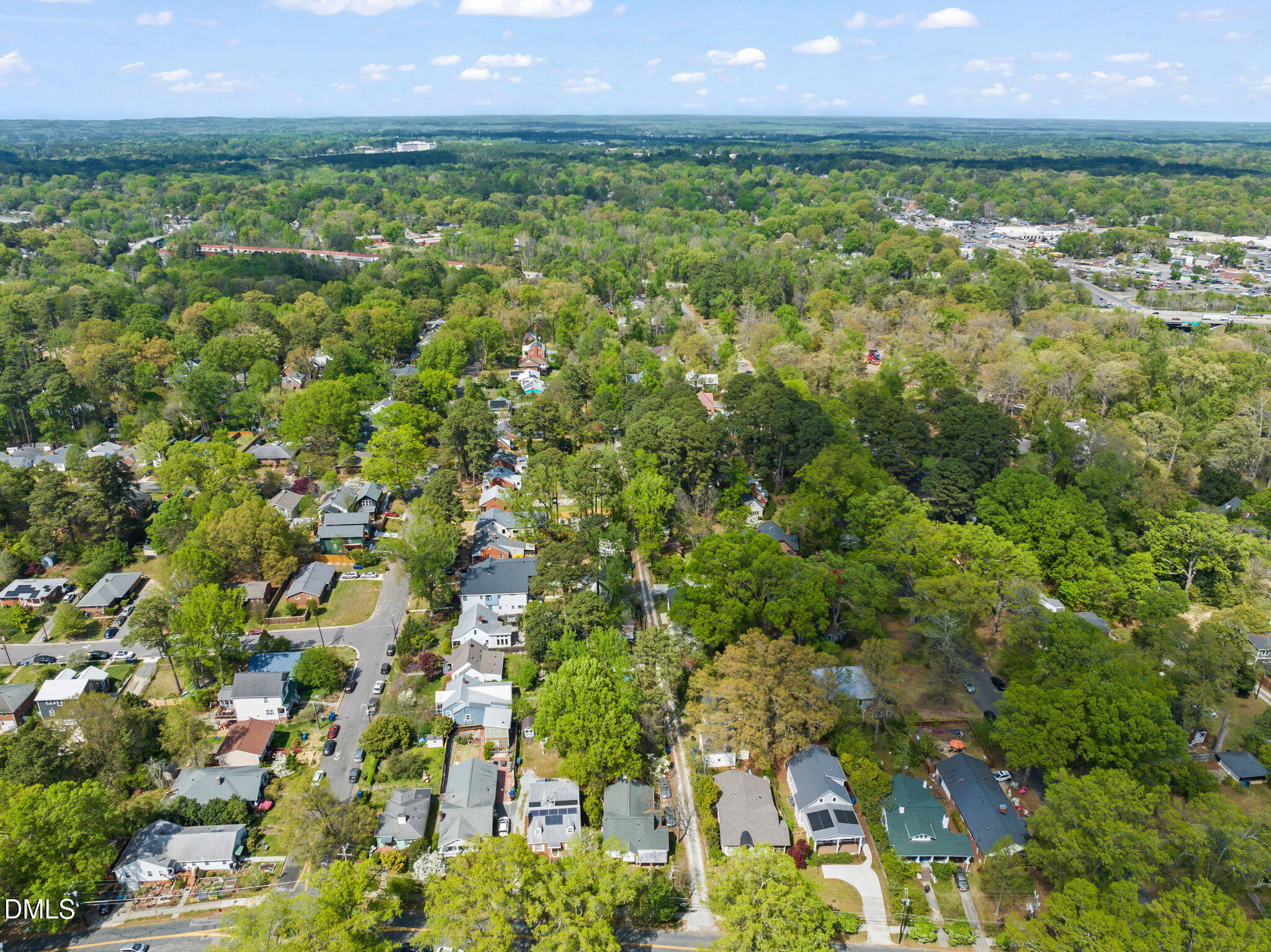 208 W Markham Avenue