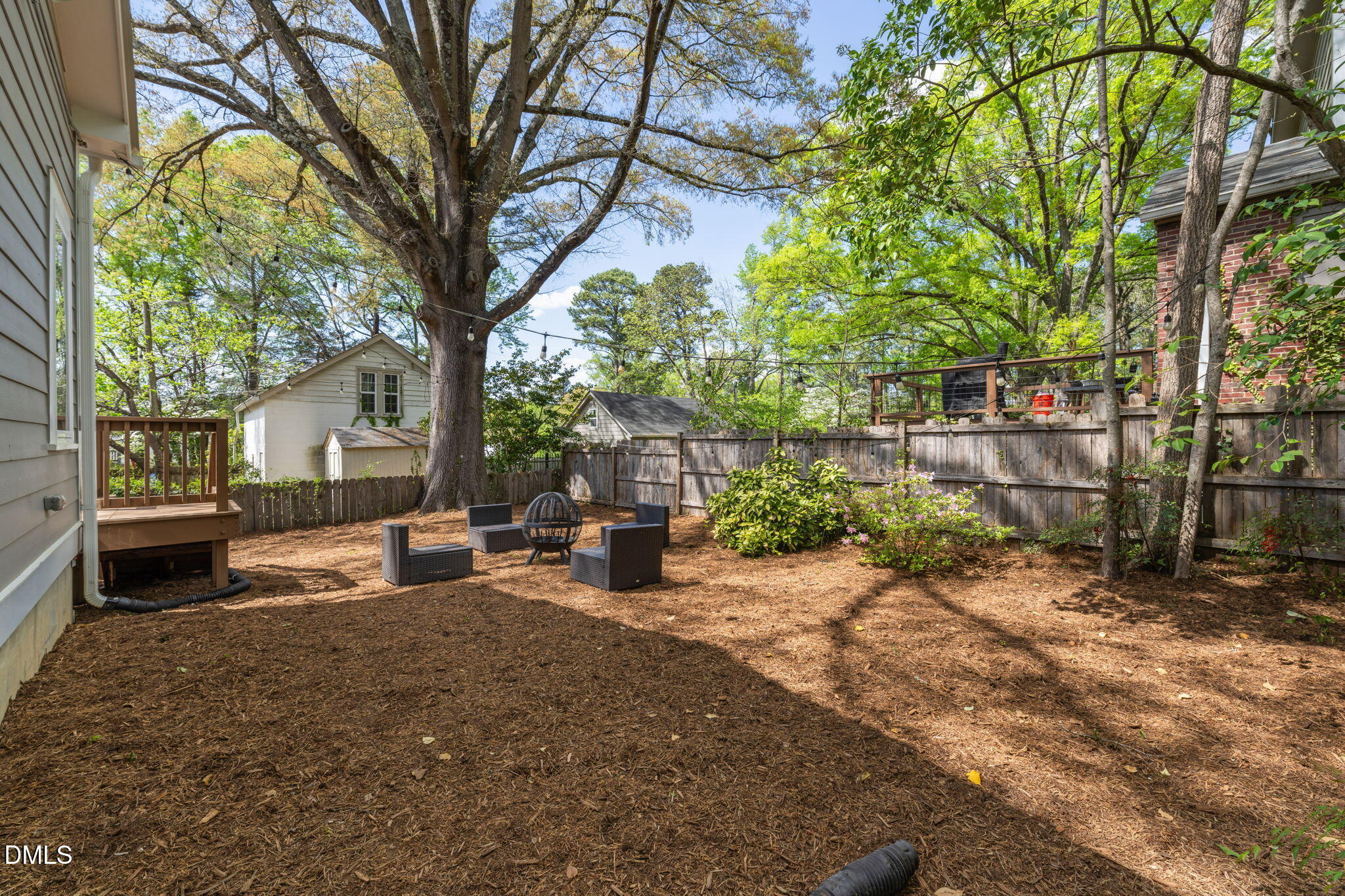 208 W Markham Avenue