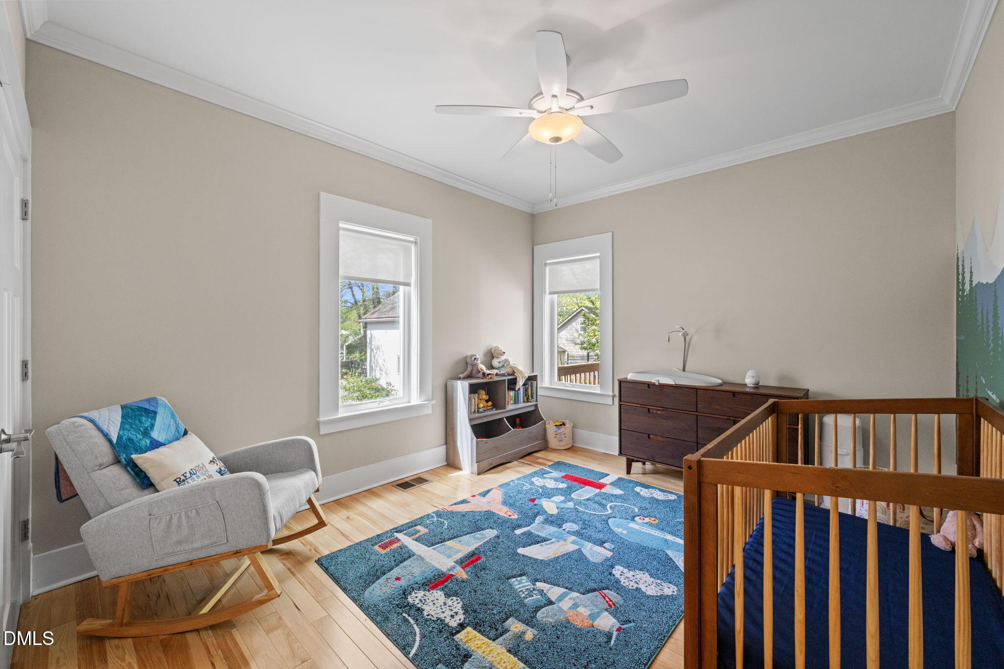 208 W Markham Avenue