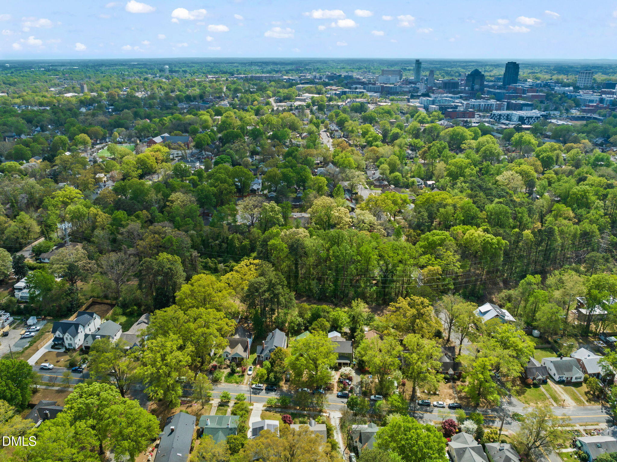 208 W Markham Avenue