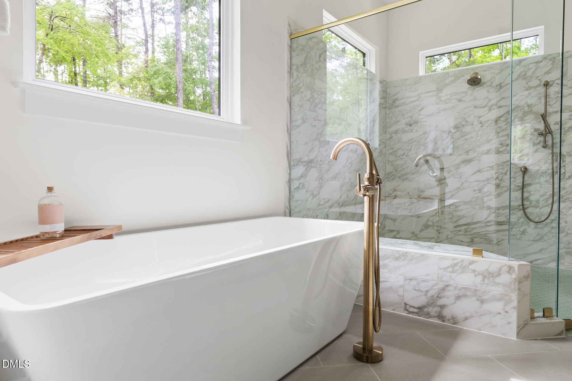 425 Ocoee Falls Drive