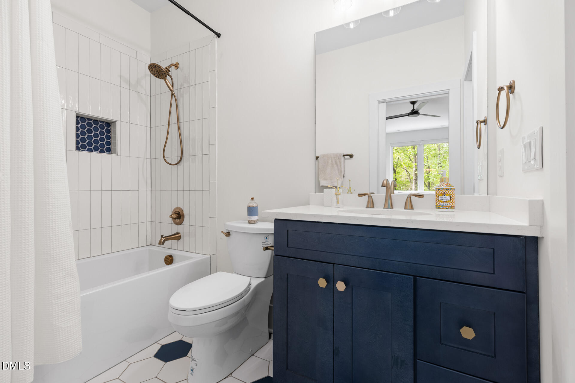 425 Ocoee Falls Drive