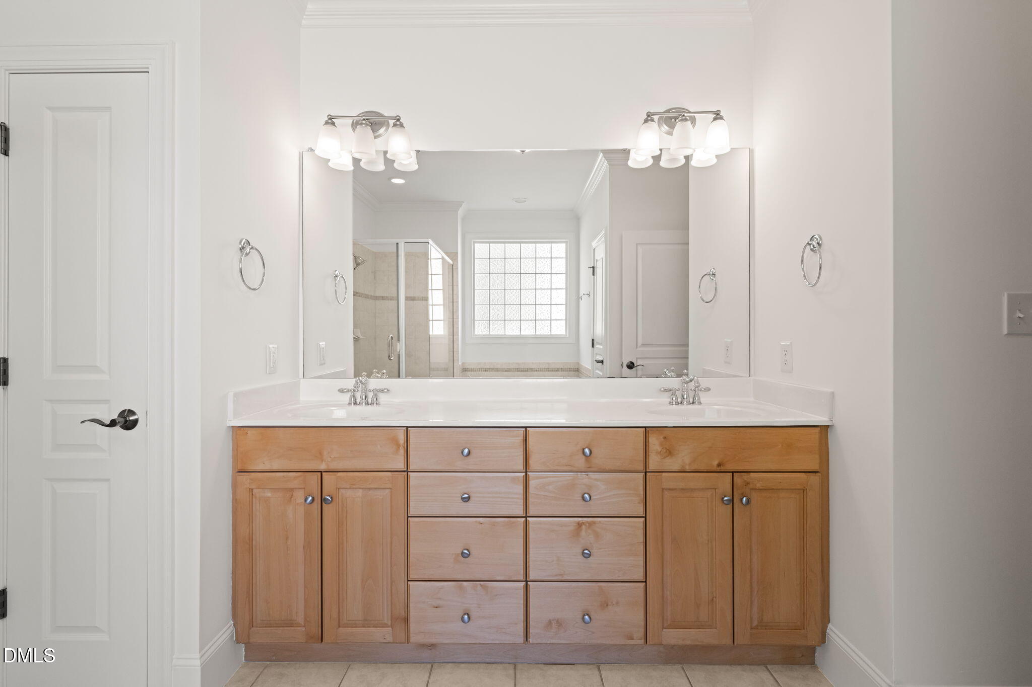 207 Oxfordshire Lane