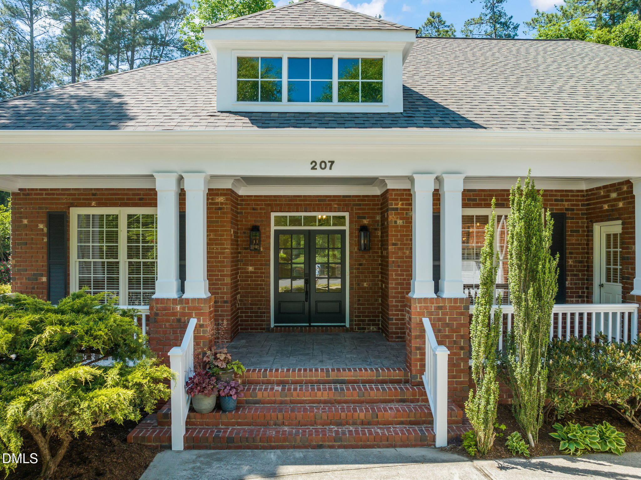 207 Oxfordshire Lane