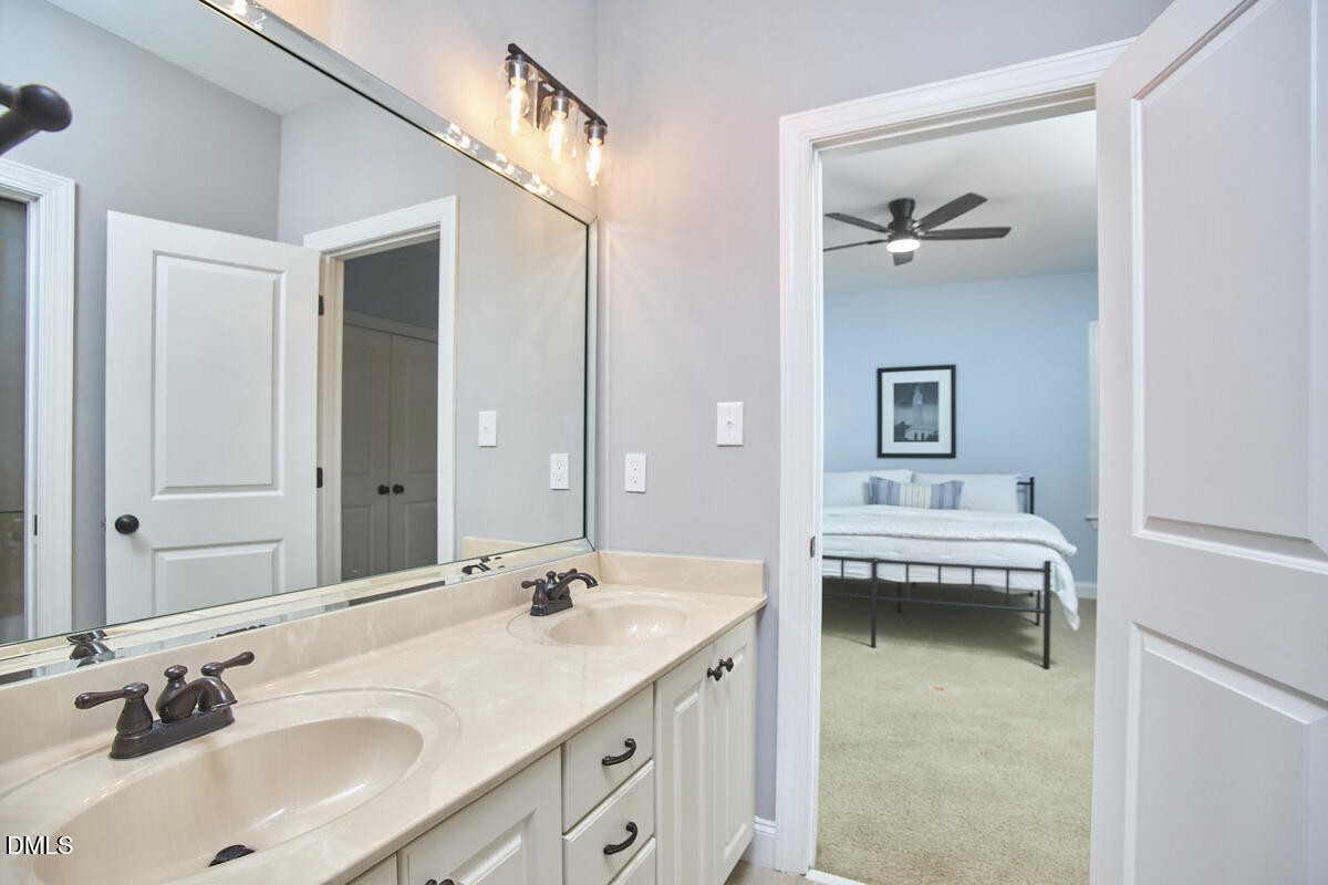 502 Oxfordshire Lane