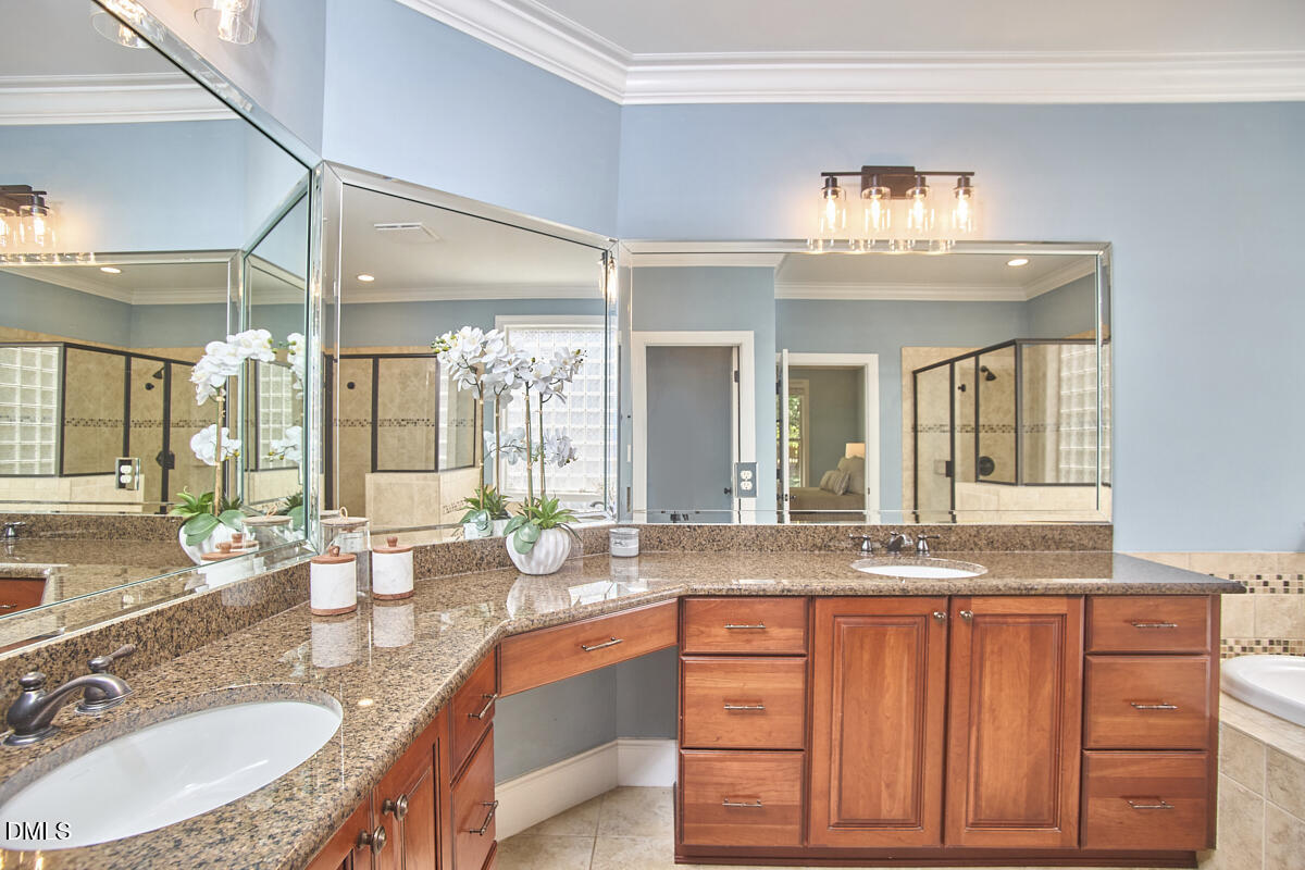 502 Oxfordshire Lane