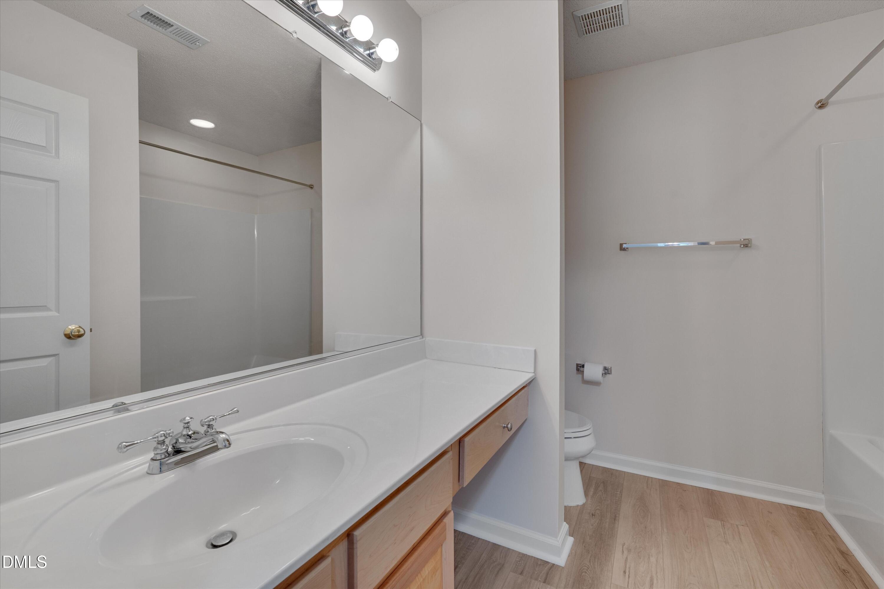 1901 Hawfields Crossing Lane