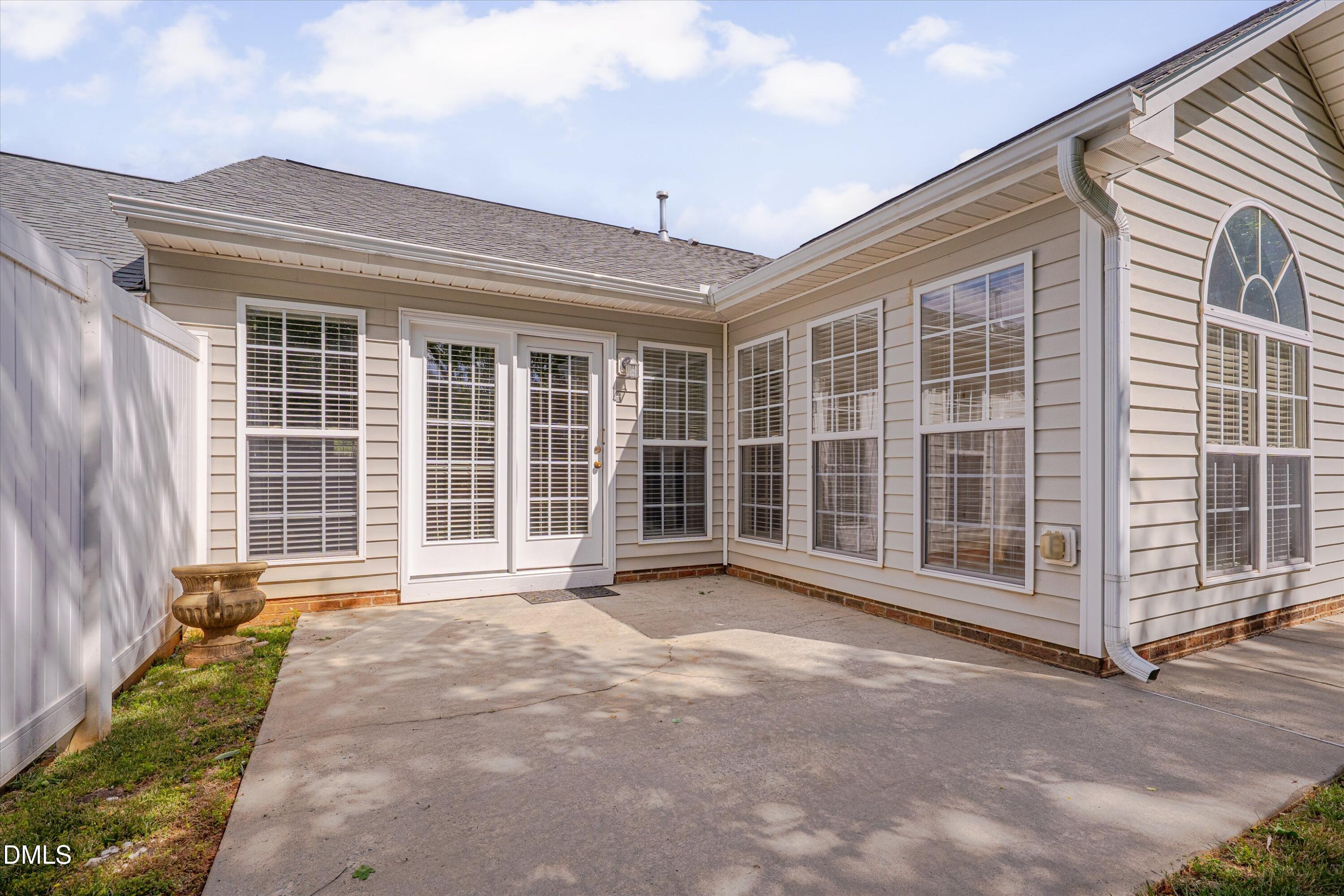 1901 Hawfields Crossing Lane