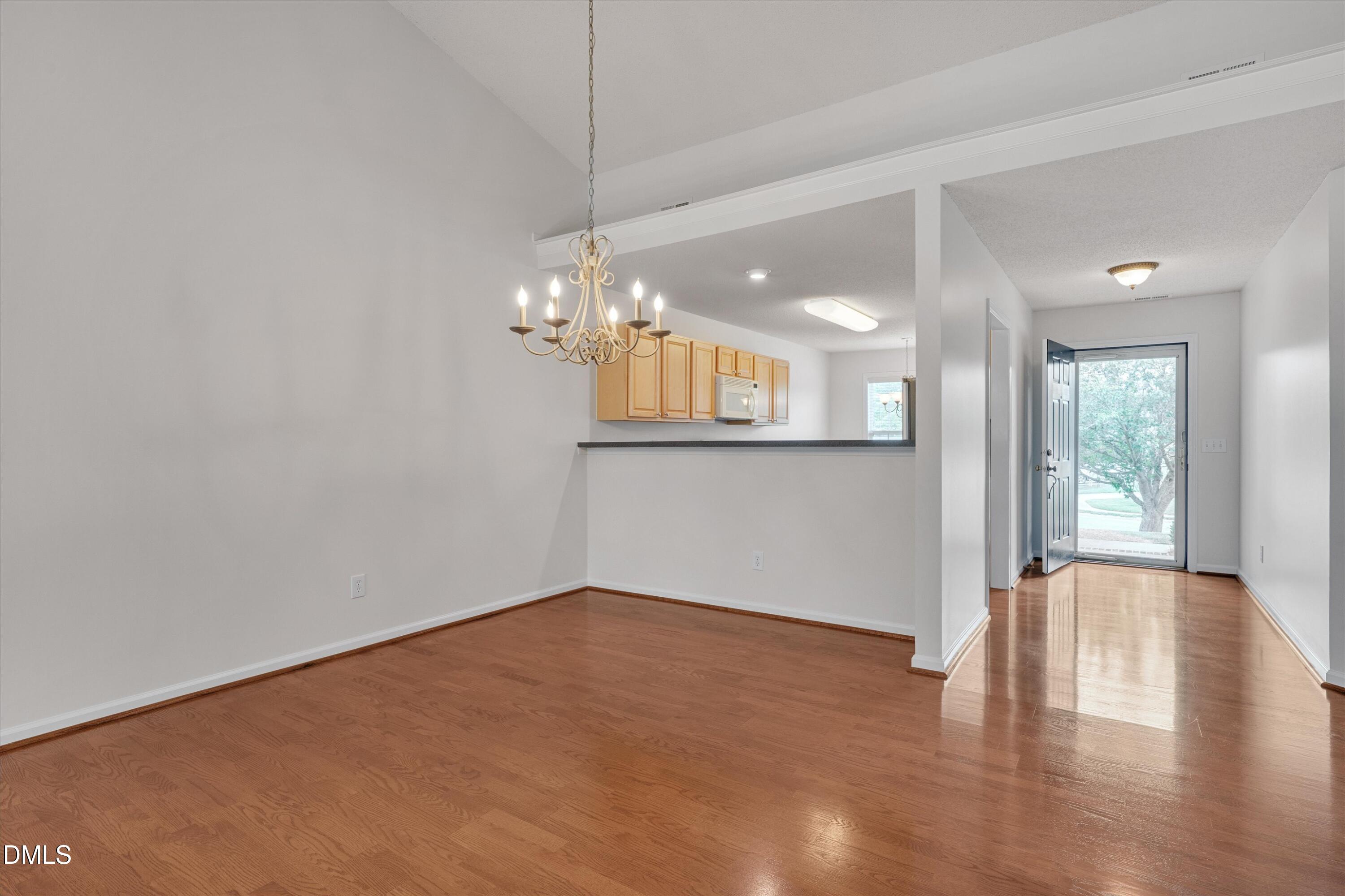 1901 Hawfields Crossing Lane