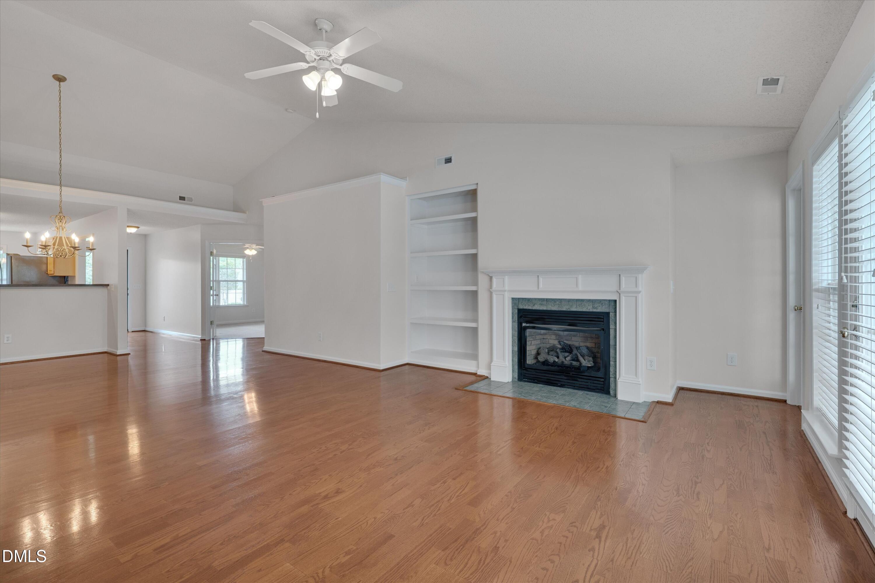 1901 Hawfields Crossing Lane