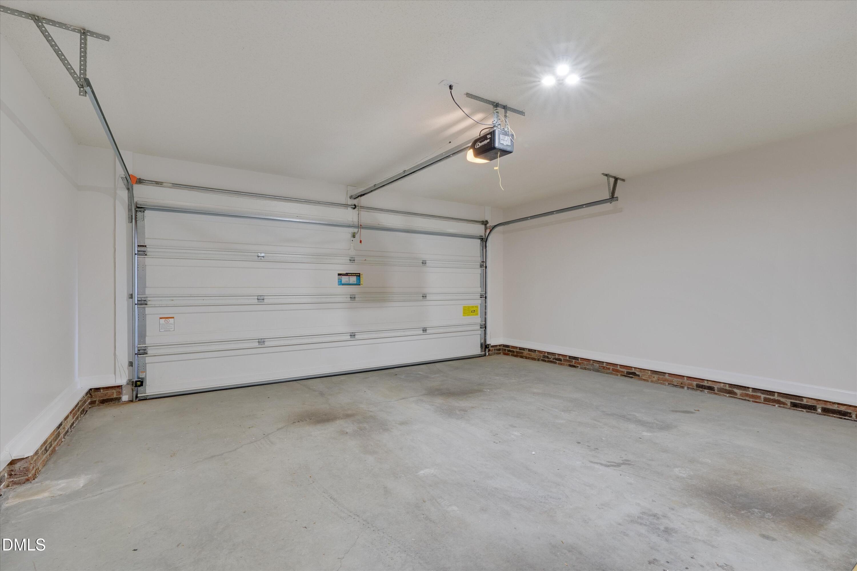 1901 Hawfields Crossing Lane