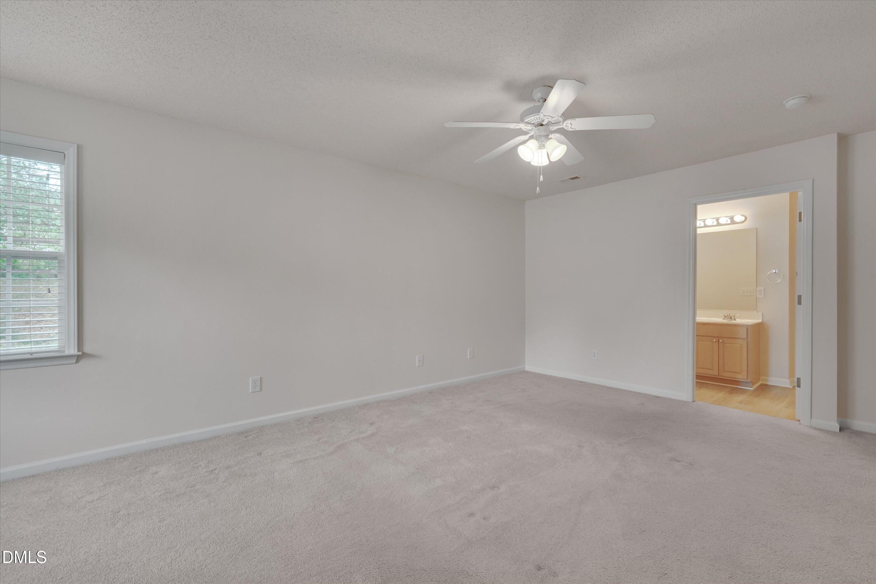 1901 Hawfields Crossing Lane