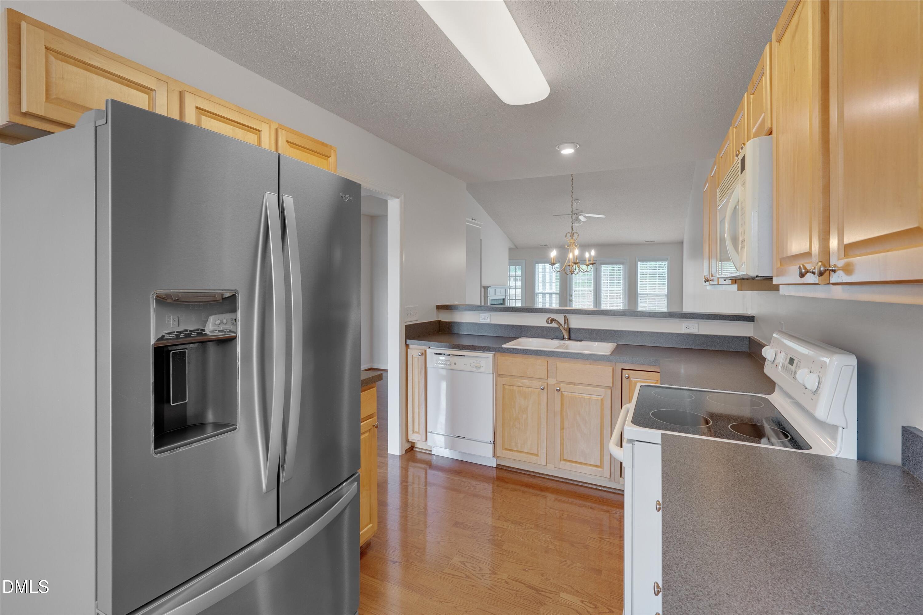 1901 Hawfields Crossing Lane