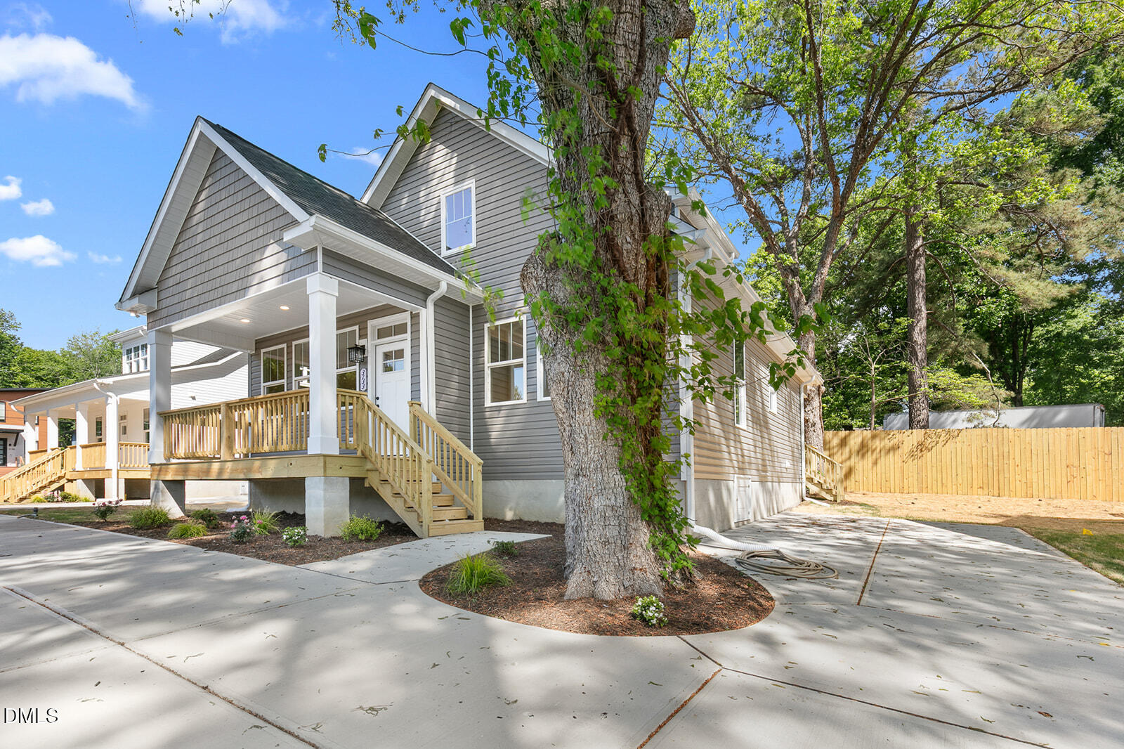 3133 Rowena Avenue # B