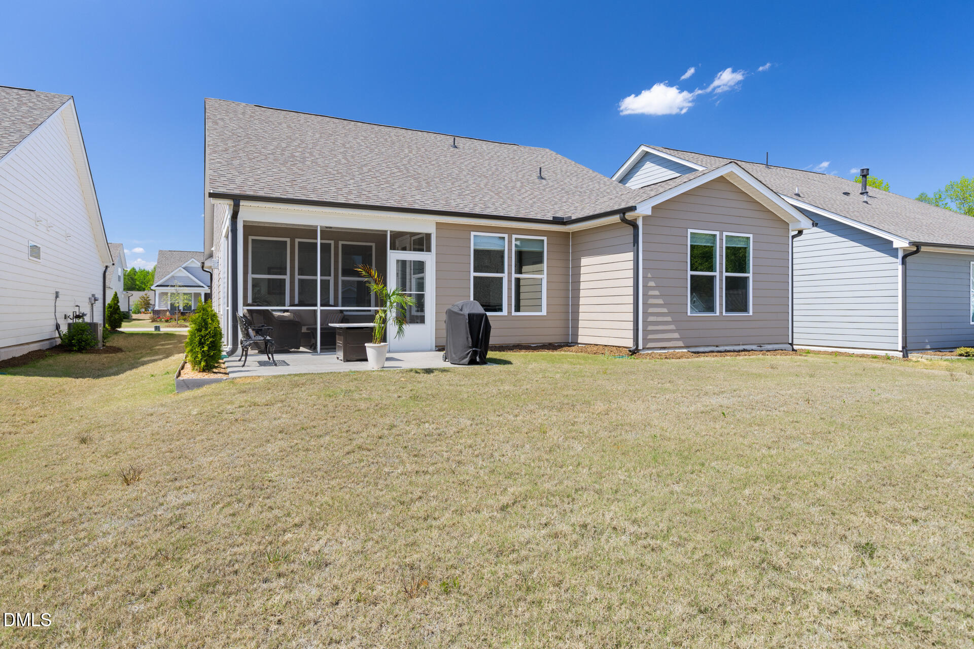 1605 Plover Circle