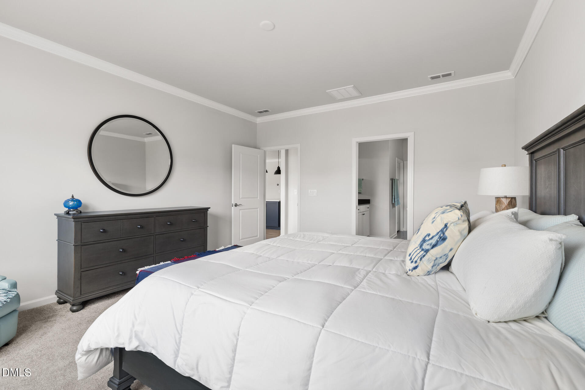 1605 Plover Circle