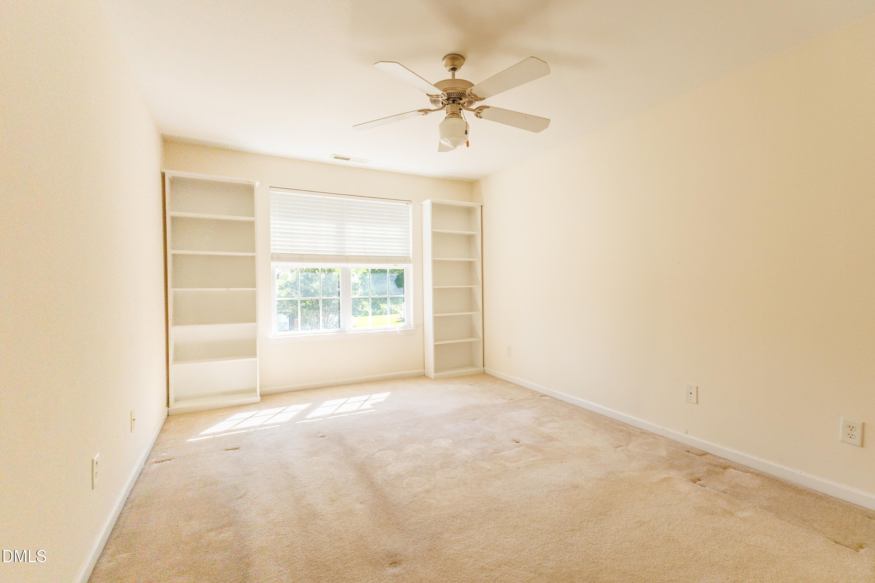 615 Oakfield Trail